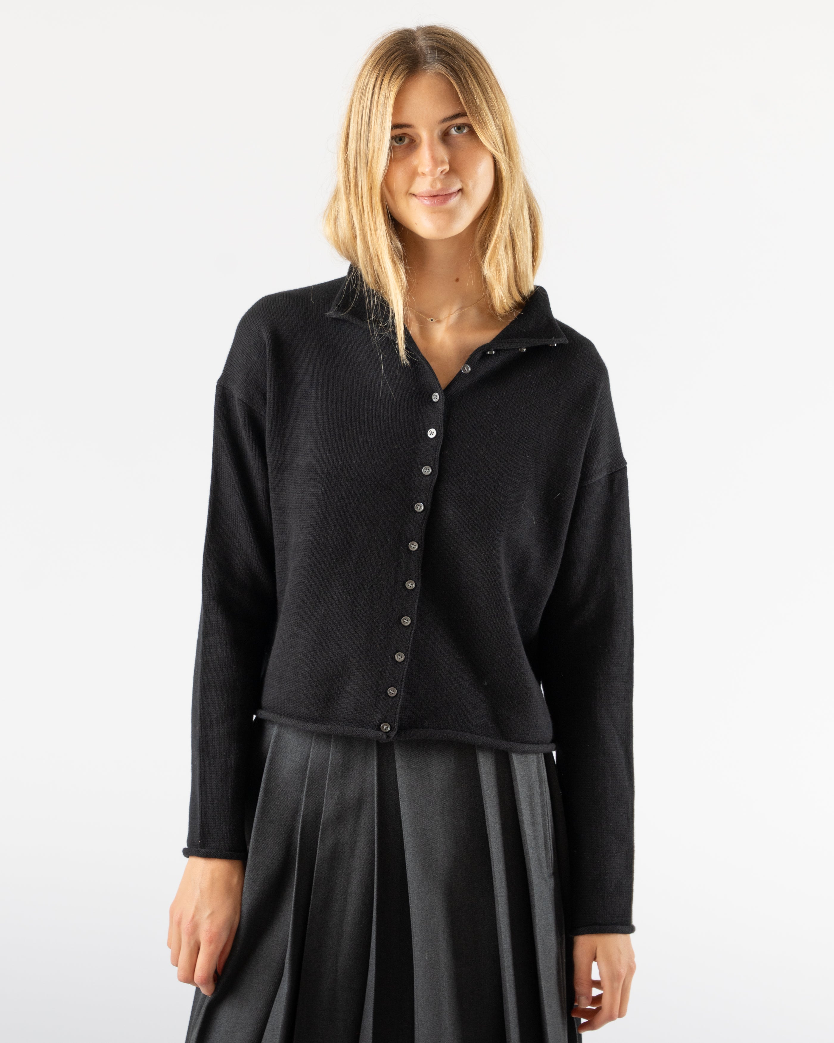 Alex-Mill-Taylor-Cardigan-in-Black-Curated-at-Jake-and-Jones-Santa-Barbara-Boutique