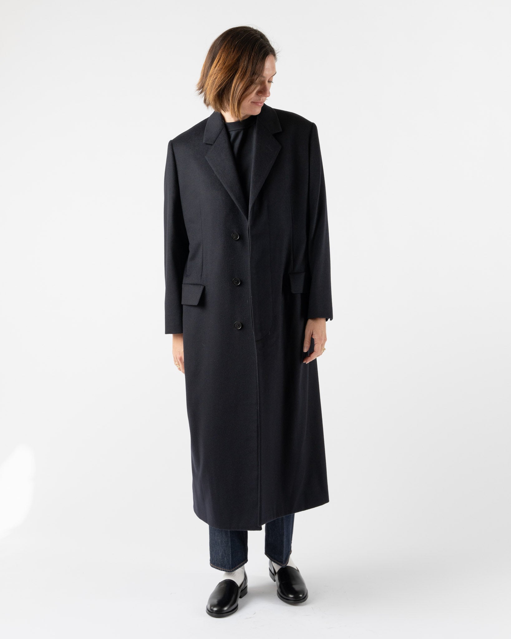 Auralee Cashmere Molefield Chesterfield Coat in Dark Navy