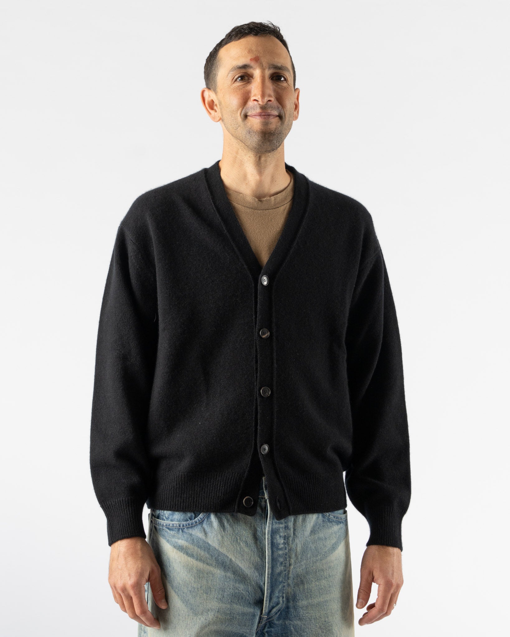 Auralee Mens Baby Cashmere Knit Cardigan in Top Black