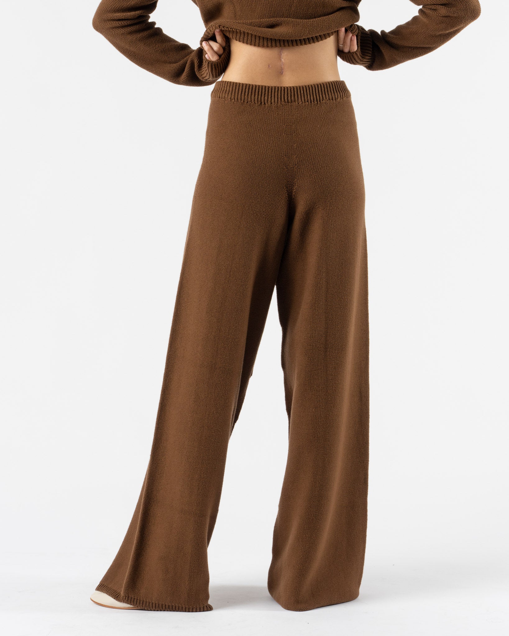 Baserange Tier Pants in Nocciola Brown