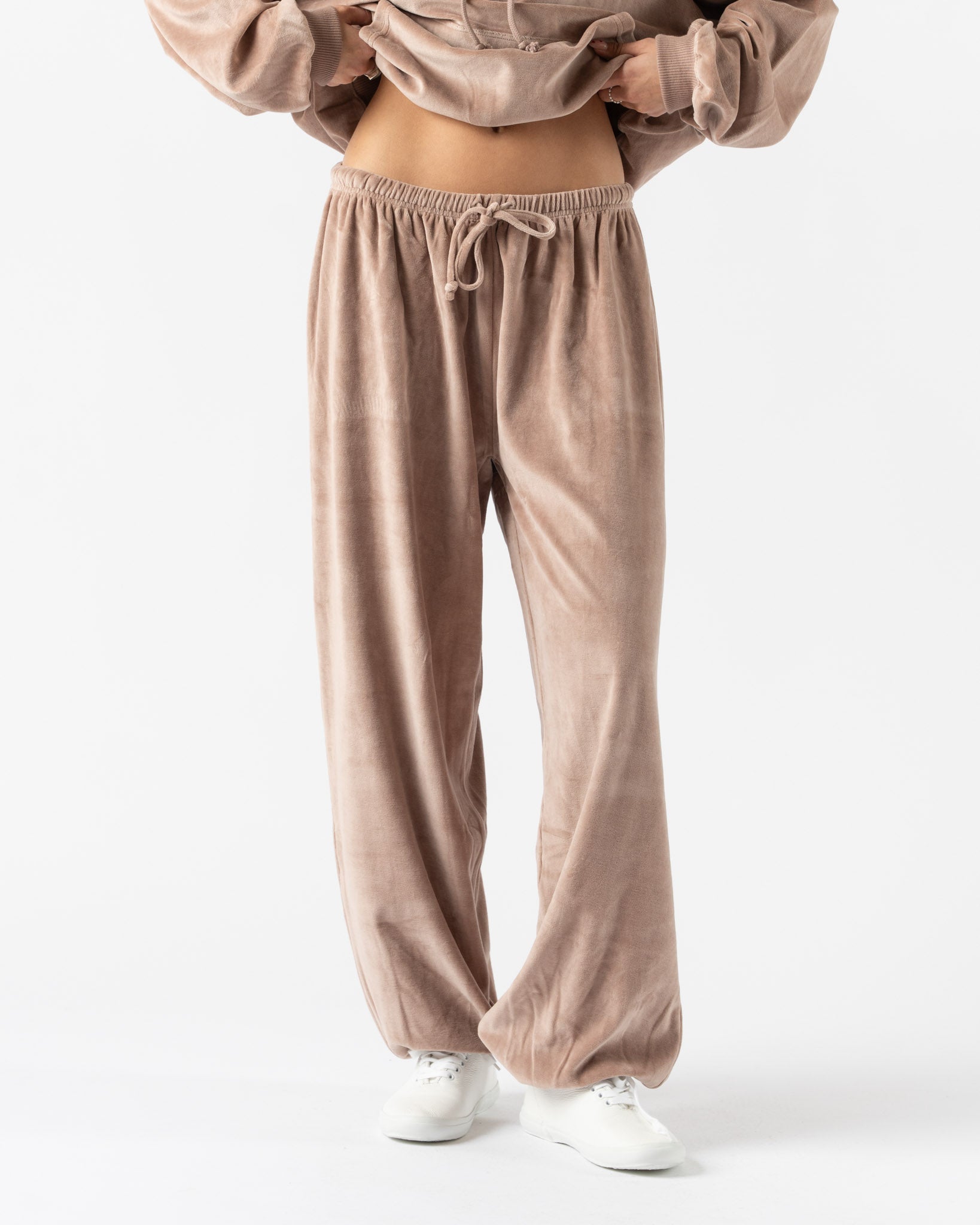 Baserange Pillow Sweatpants in Tecto Brown