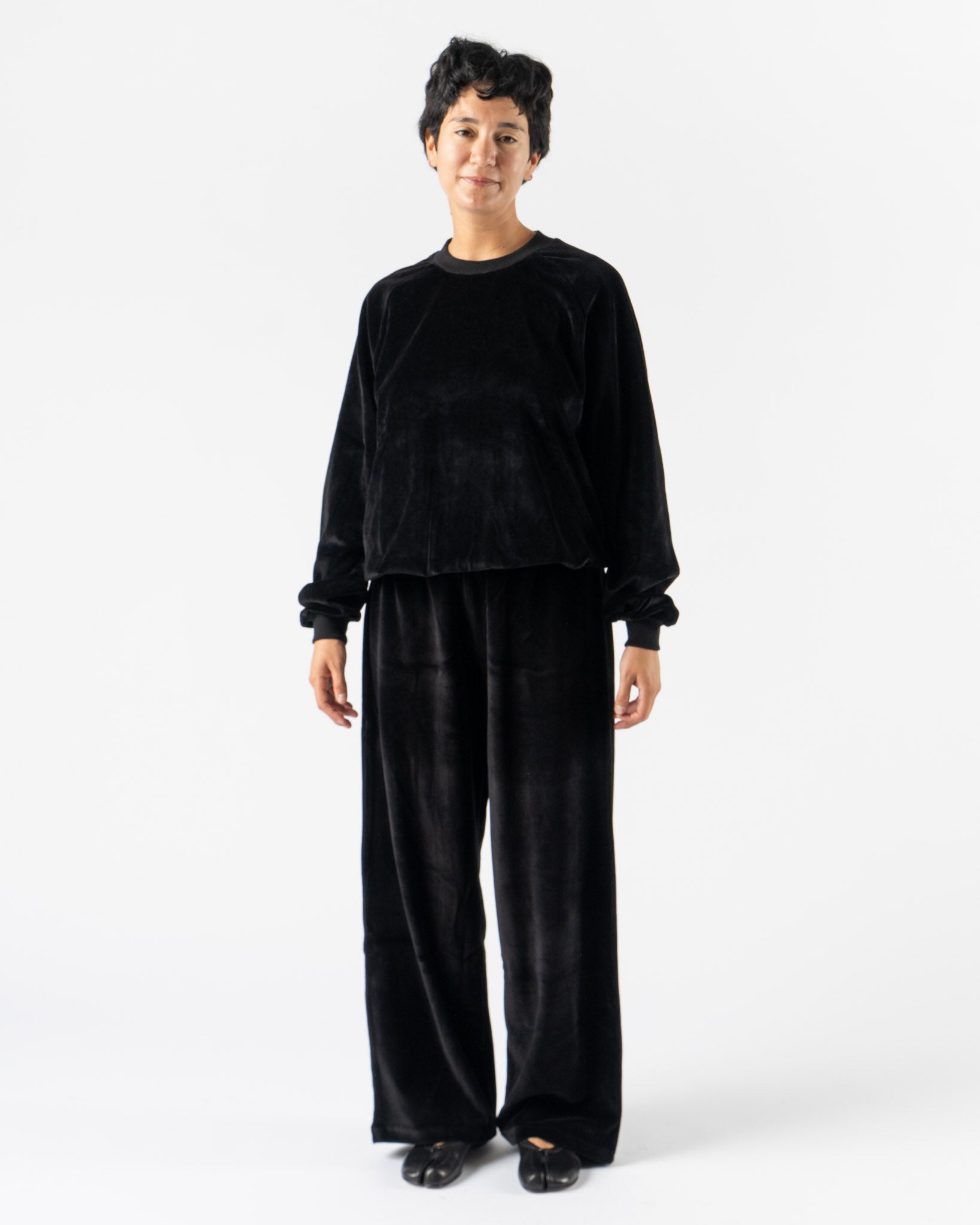 Baserange Tre Sweatpants in Black