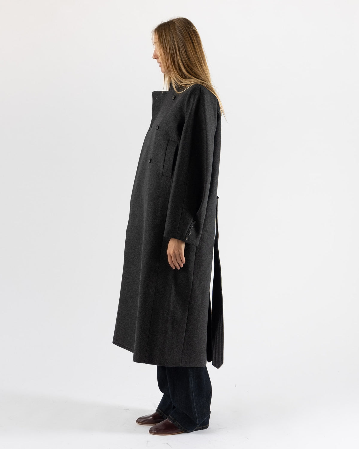 Cordera Virgin Wool Long Coat in Anthracite