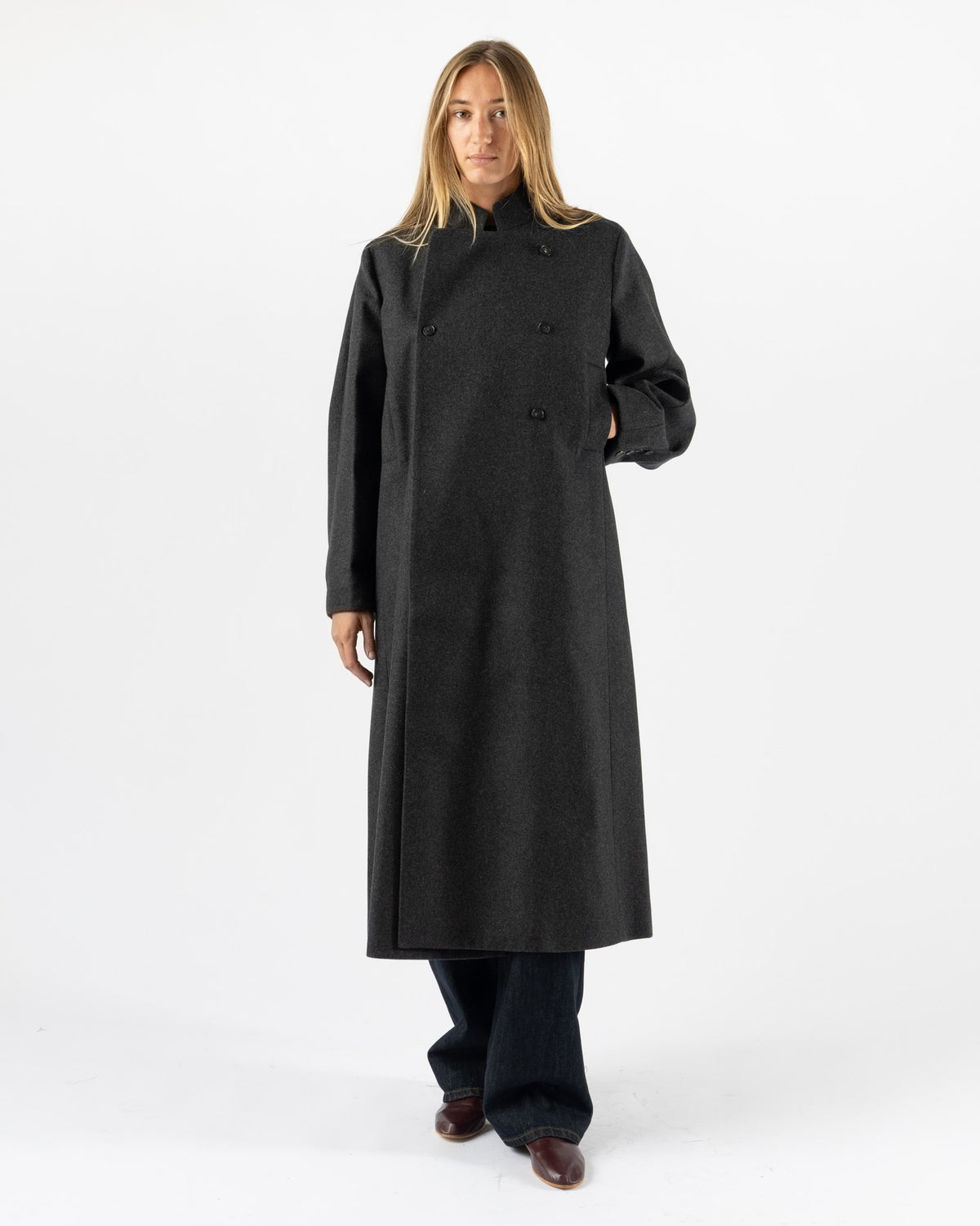 Cordera Virgin Wool Long Coat in Anthracite