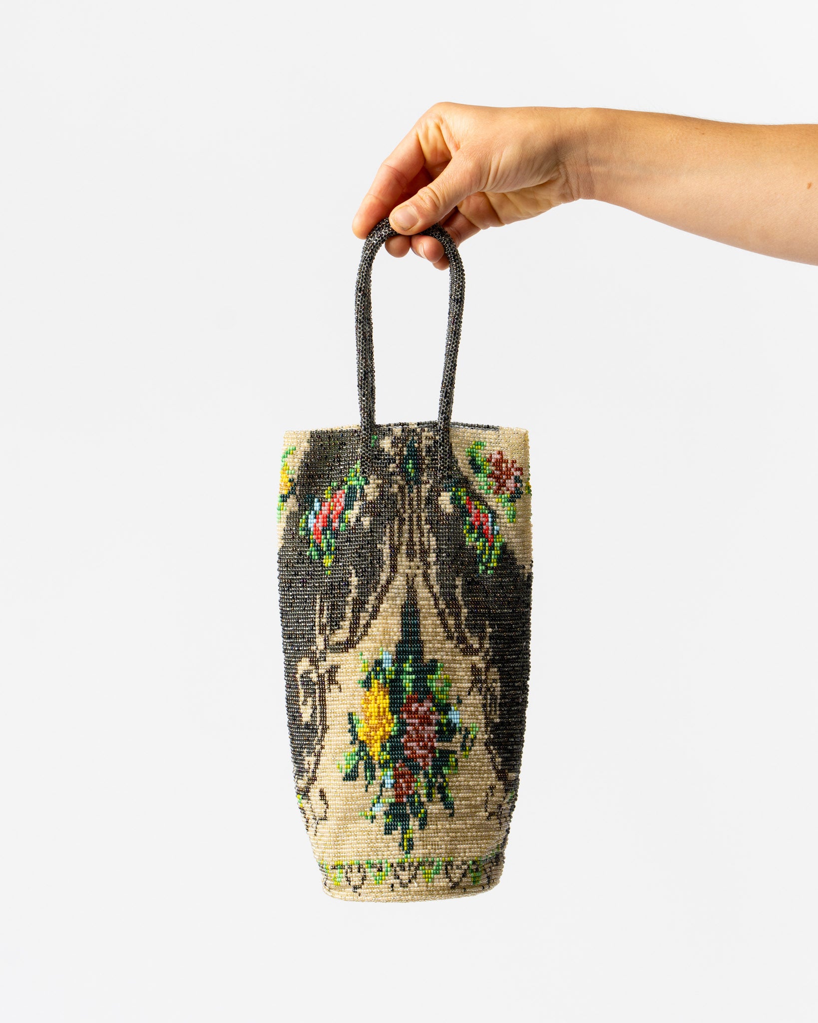 Cordera Handmade Beaded Bag in Clavel