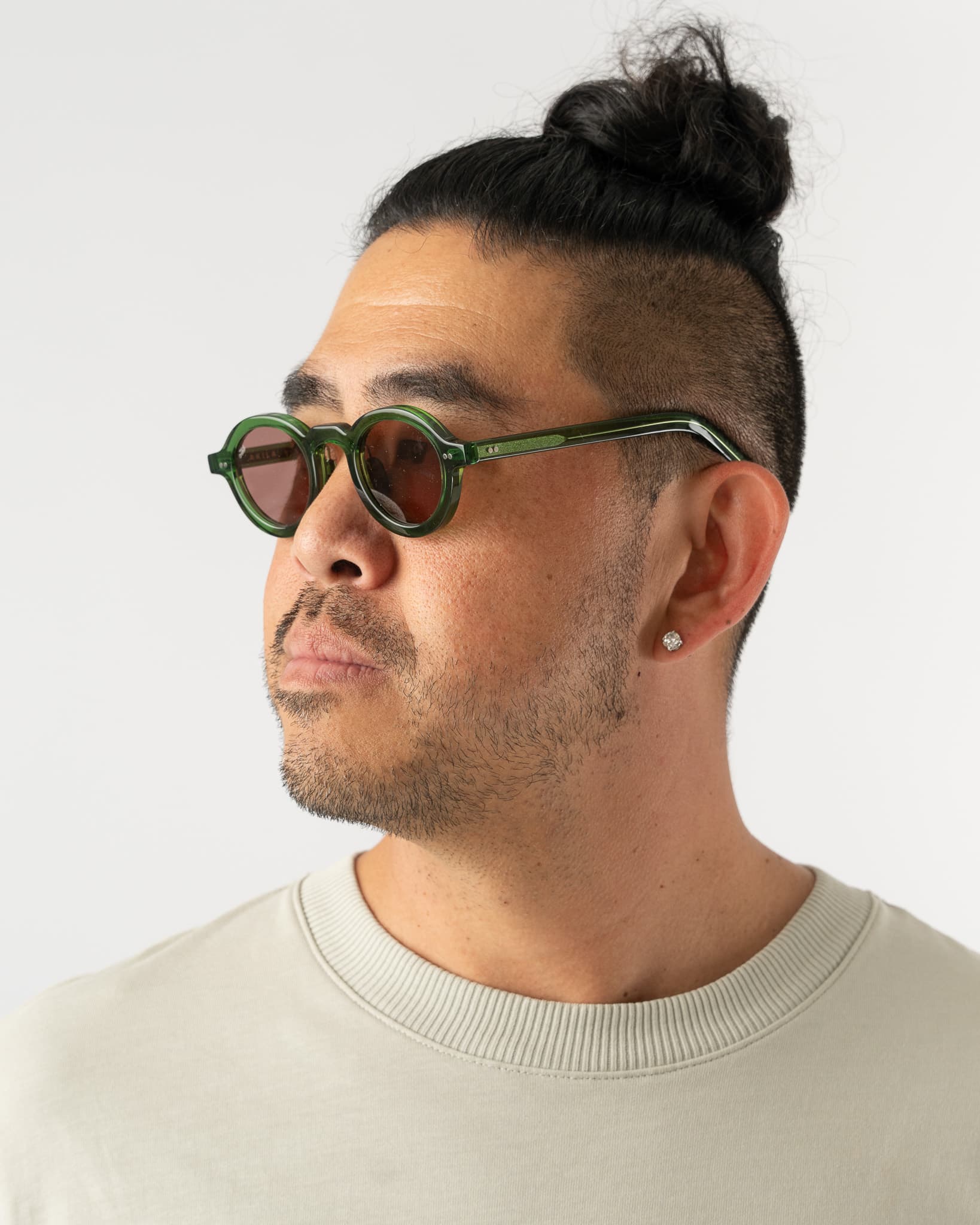 AKILA KAYA Sunglasses in Green/Purple
