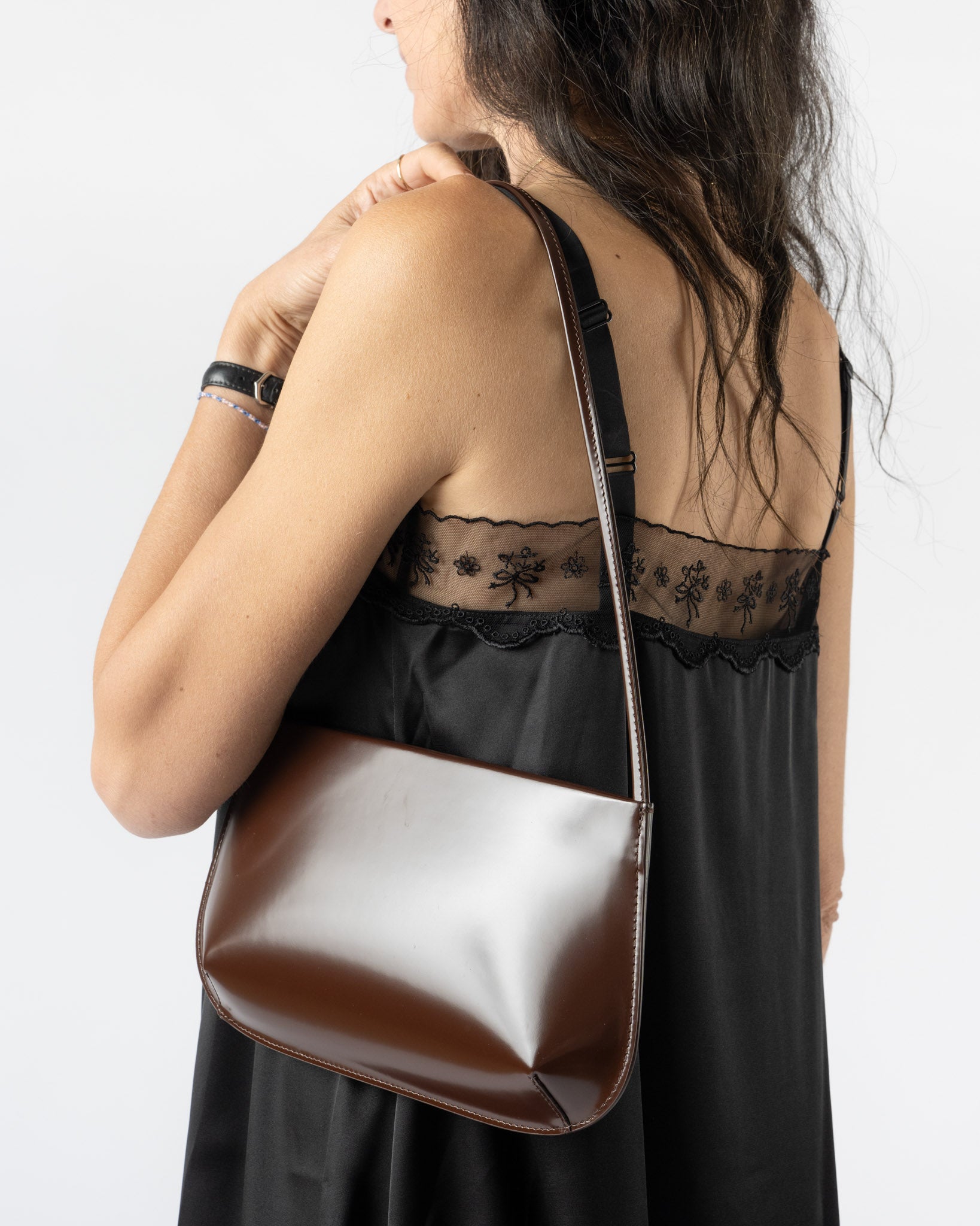 FANE Bra Spazzolato Leather Bag in Chocolate