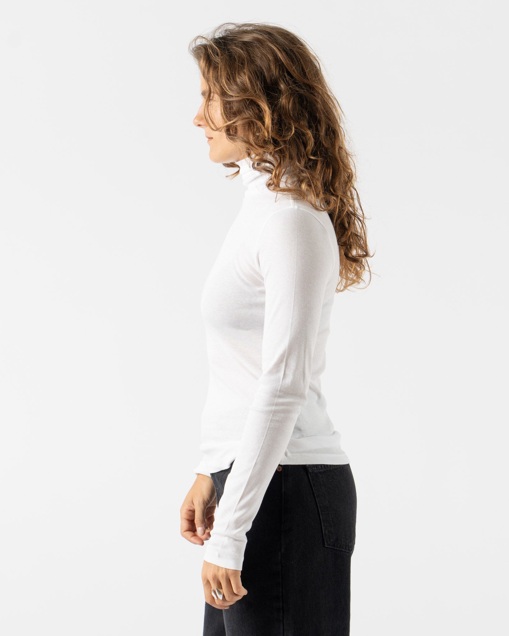 FLORE FLORE Lightweight Dinah Turtleneck in White