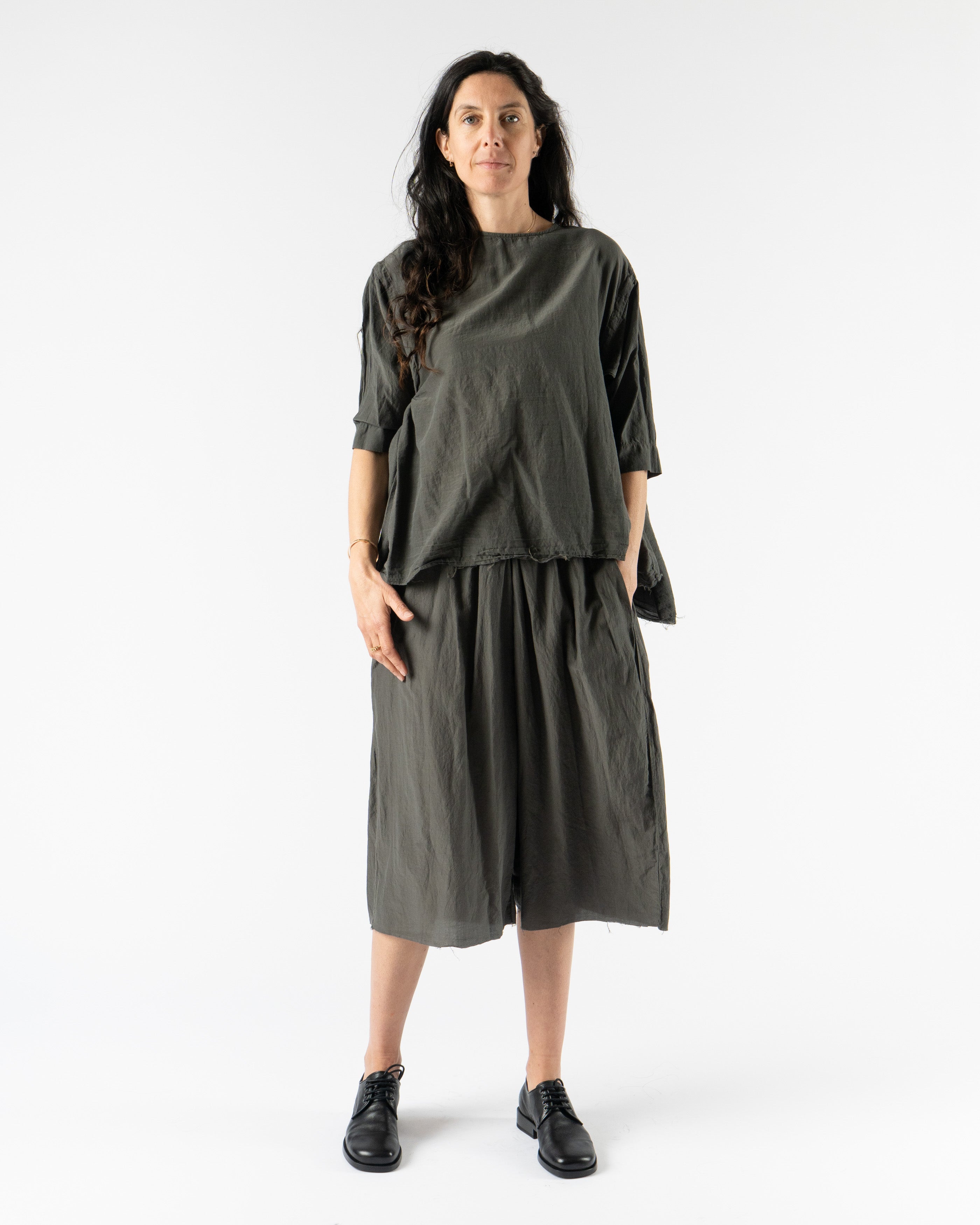 Quitan Girl's Blouse in Dhanetah Jat Iron Grey