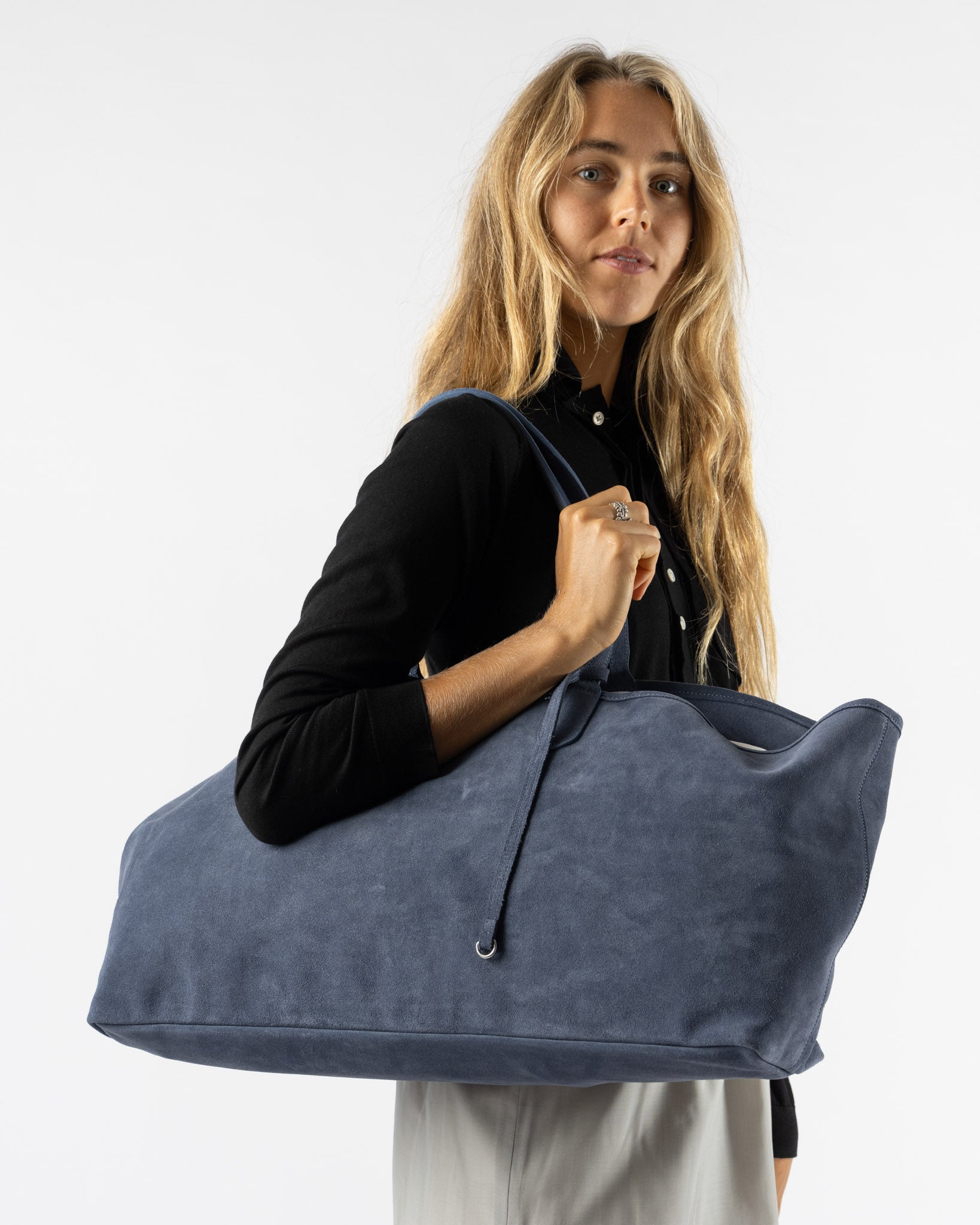 Pien Studios Polo Tote in Navy Suede