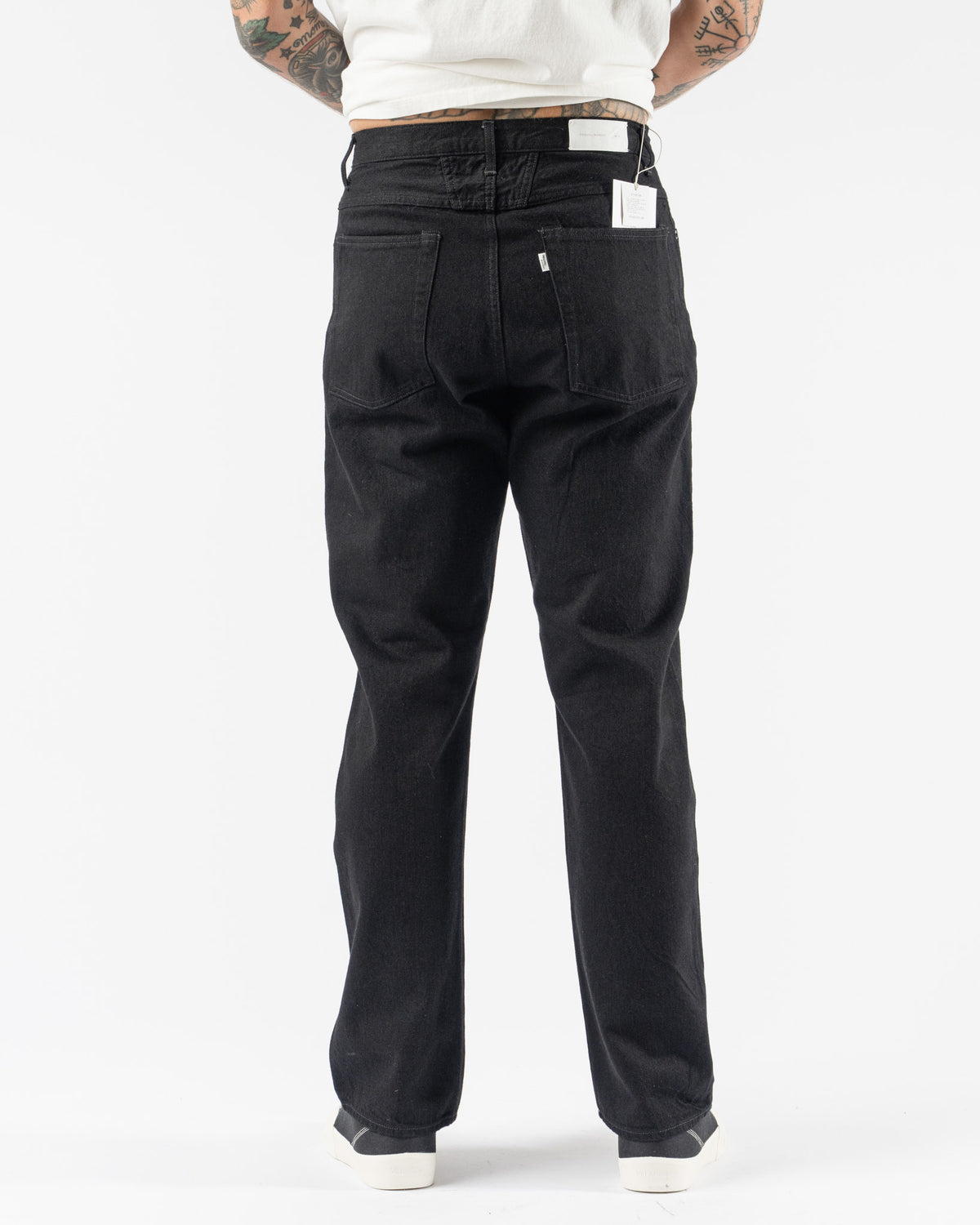 Lady White Co. x PHIGVEL Classic Regular Jeans in Black