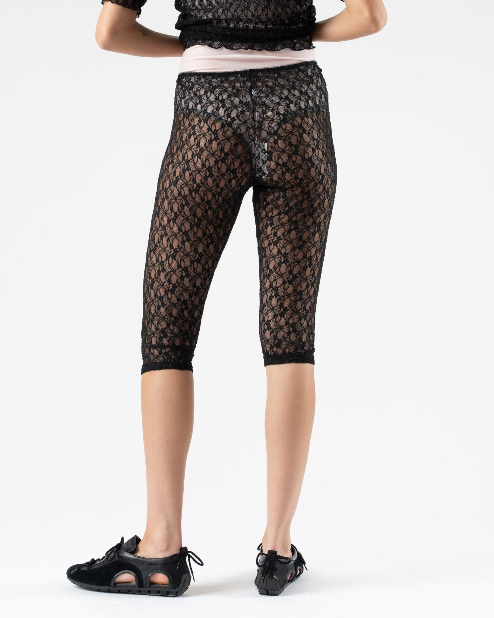 Simone Wild Lace Pedel Pants in Black