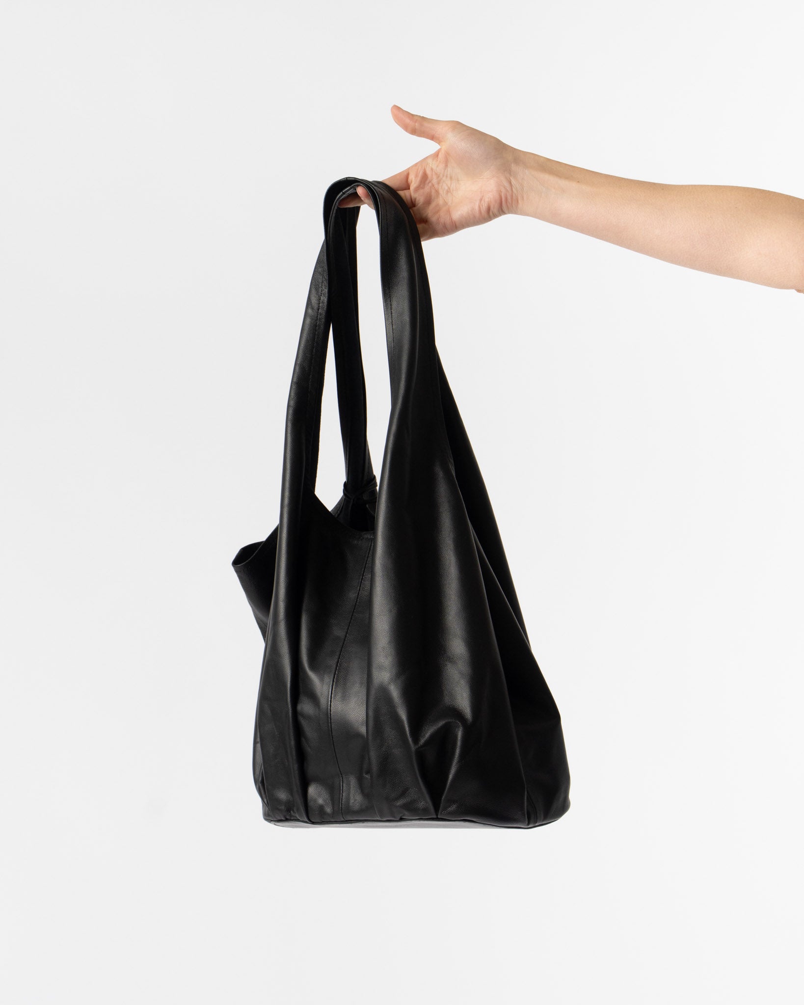 Modern Weaving Petite Pleated Shopper in Black