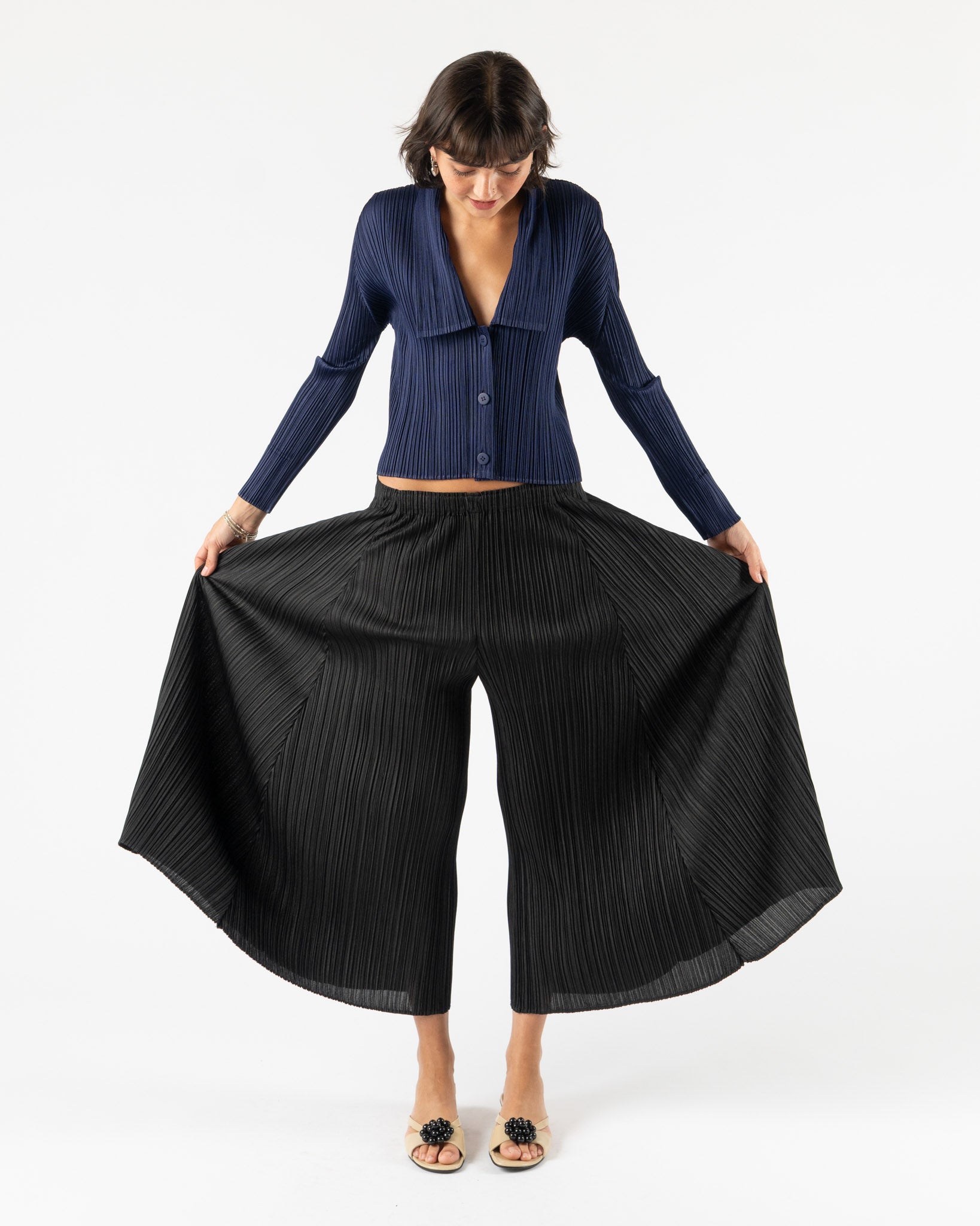 Pleats Please Issey Miyake Mellow Pleats in Black