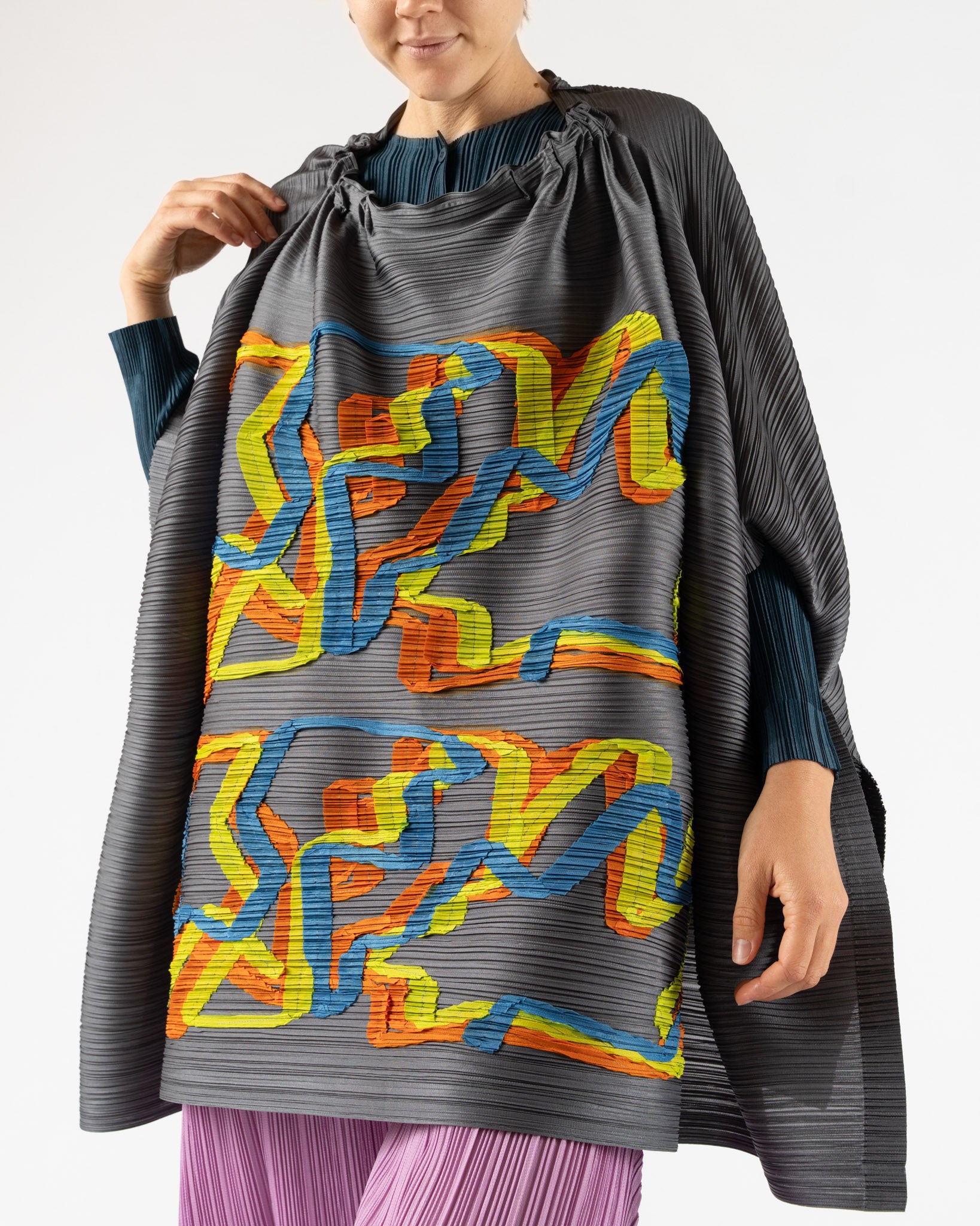 Pleats Please Issey Miyake Mix in Gray