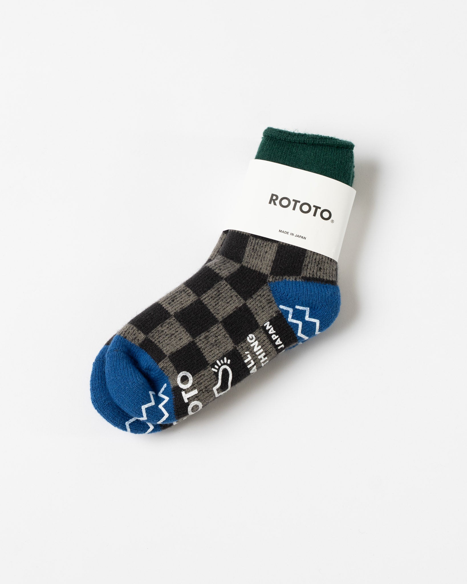ROTOTO 1497 Checkerboard Socks in Dark Green/Blue