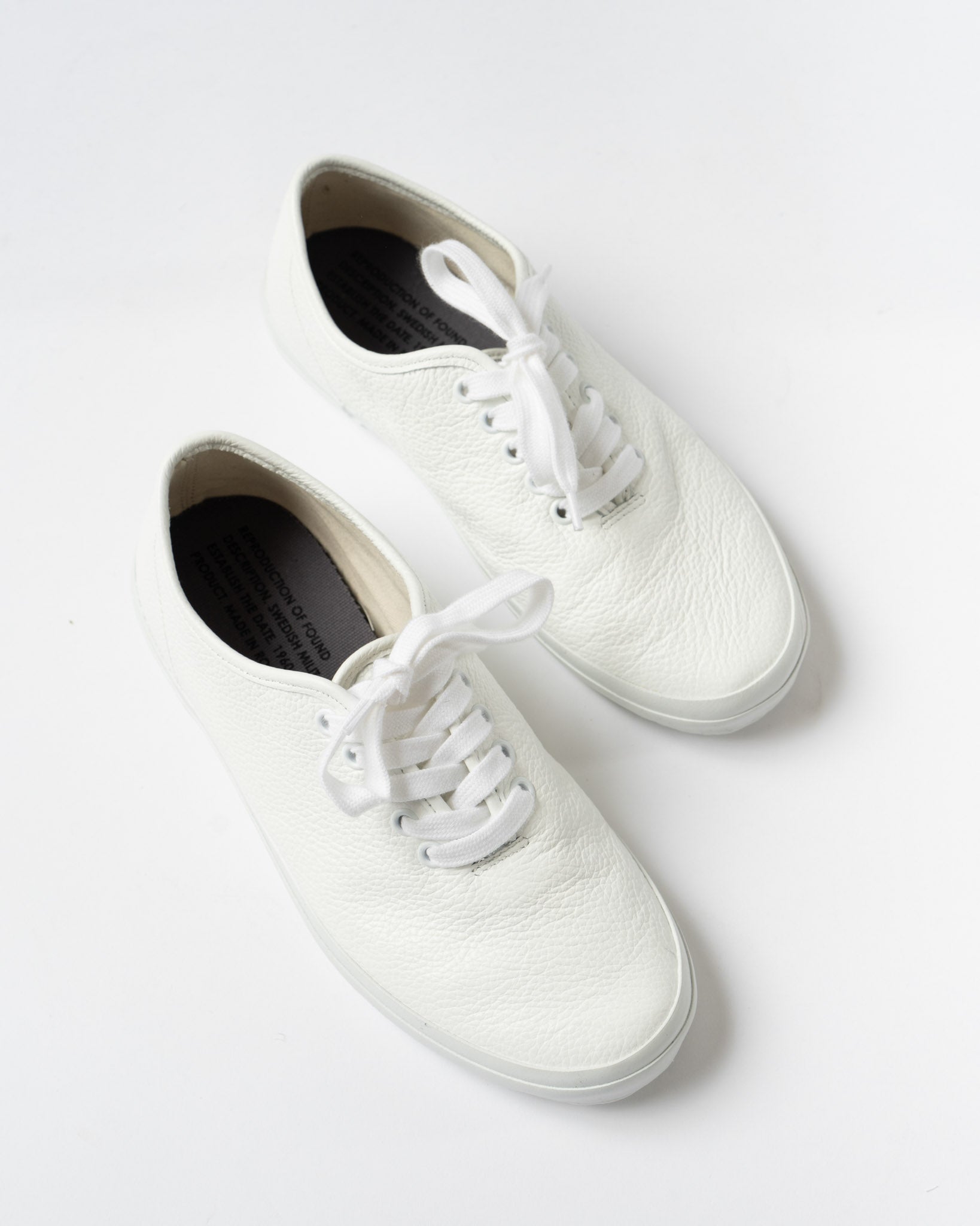 Reproduction of Found Swedish Military Trainer 4600PL in White