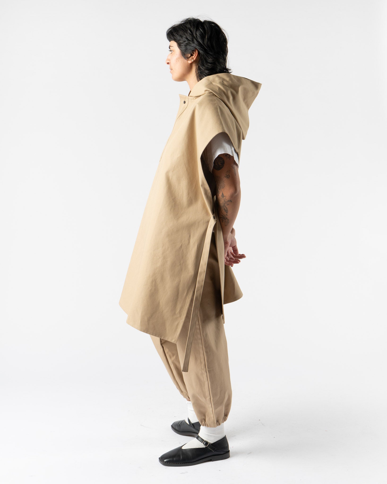 SONO Cole Cape in Jute