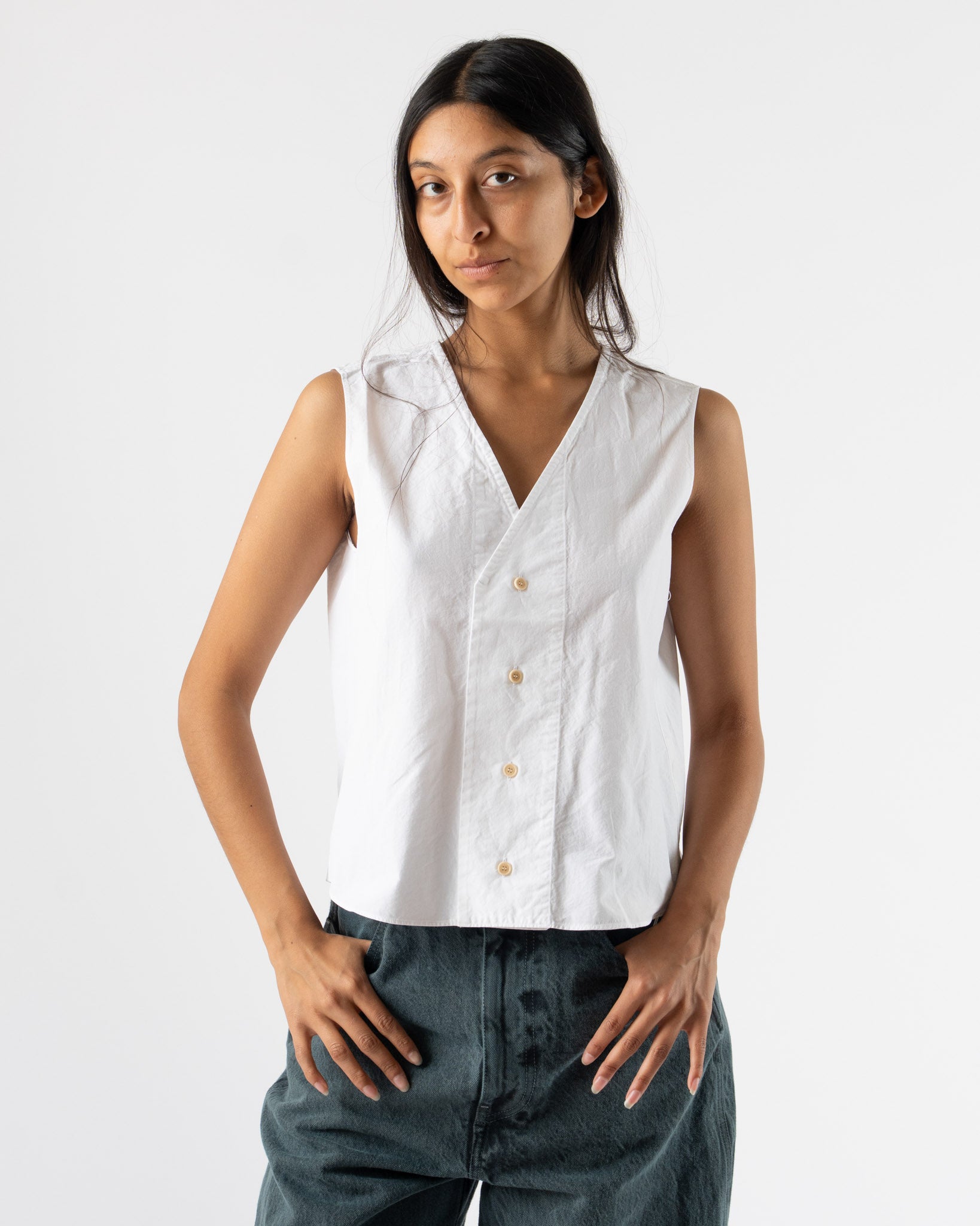 SONO Victor Vest in White