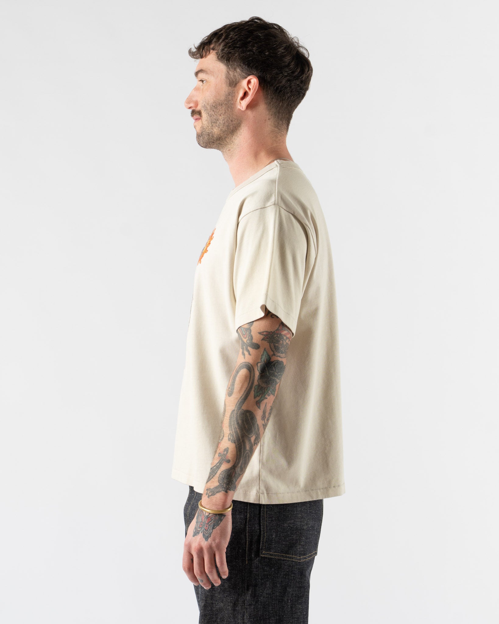 Samuel Zelig Collage Statue Tee in Warm Grey