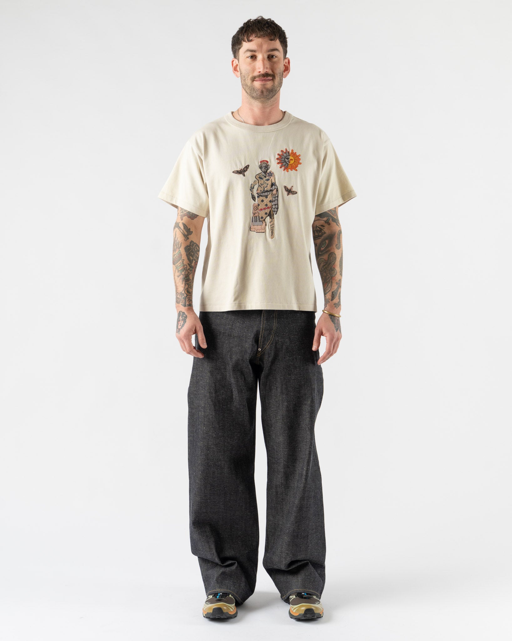 Samuel Zelig Collage Statue Tee in Warm Grey