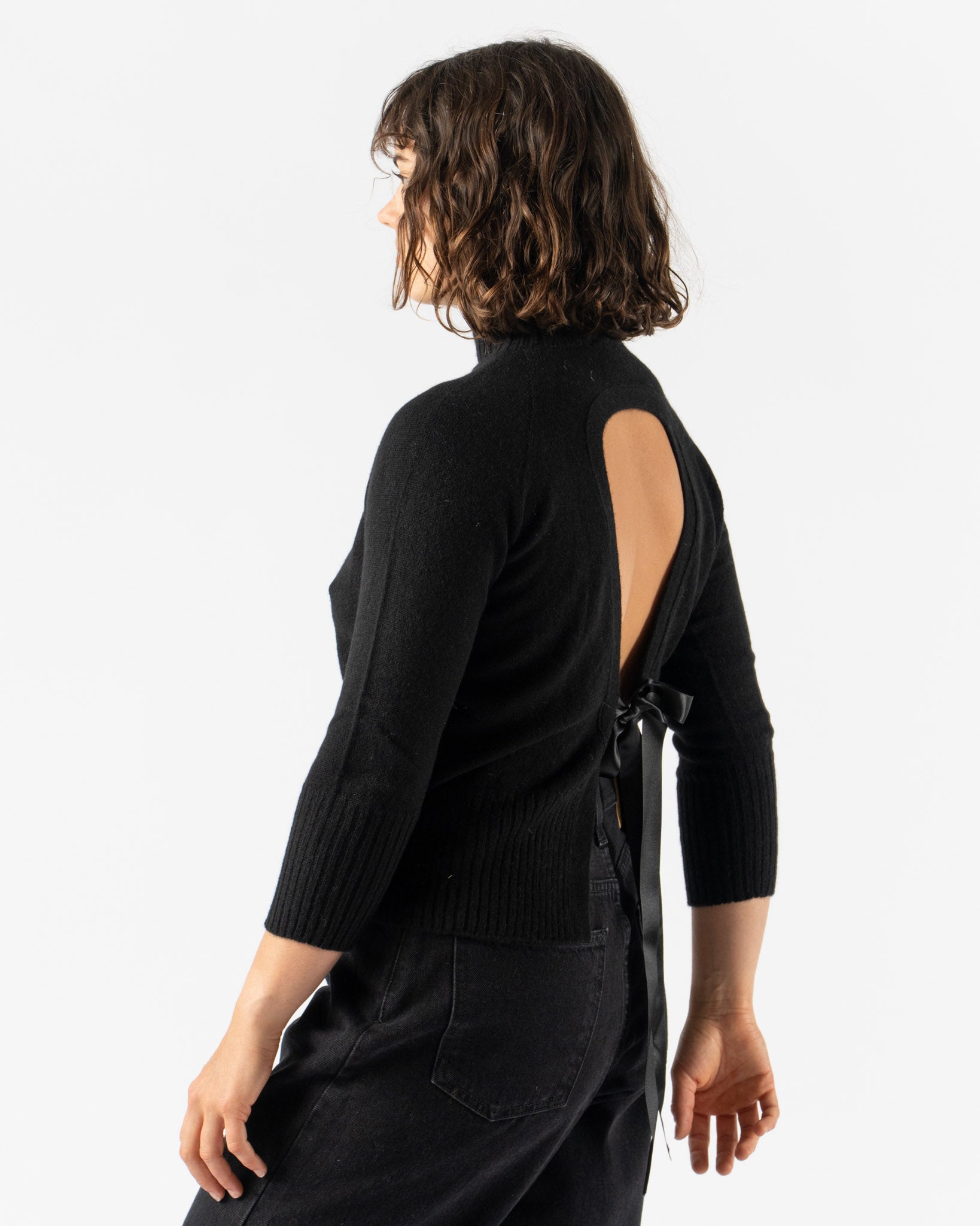Simone Rocha Back Ribbon Detail High Neck Cashmere Jumper in Black