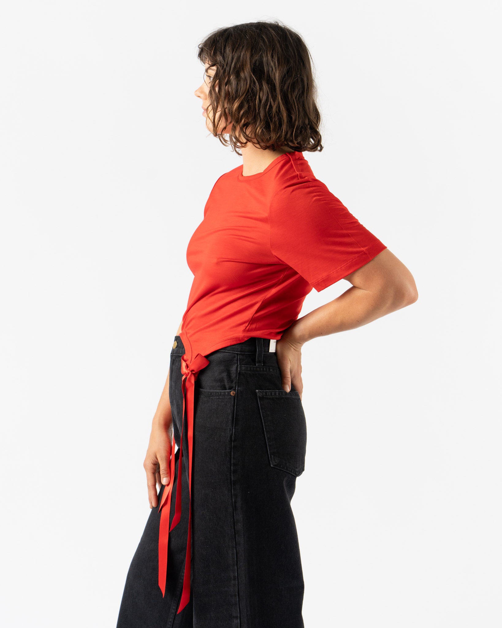 Simone Rocha Easy Short Sleeve T-Shirt with Bow Tails in Red