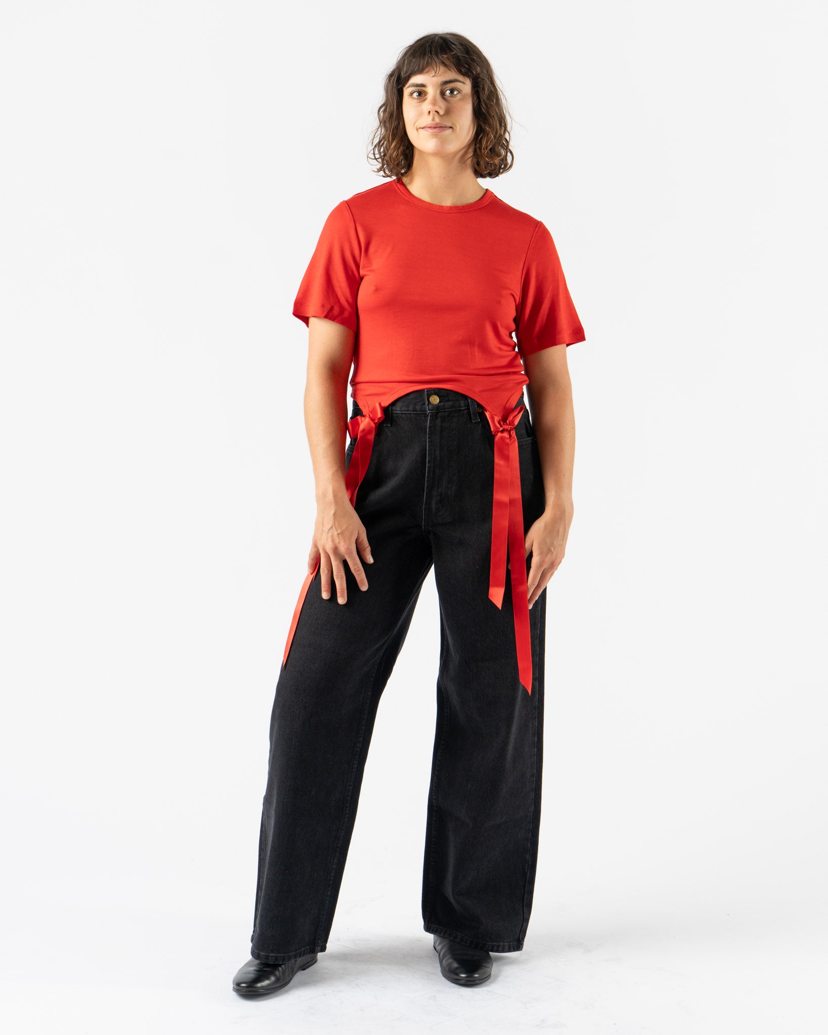 Simone Rocha Easy Short Sleeve T-Shirt with Bow Tails in Red