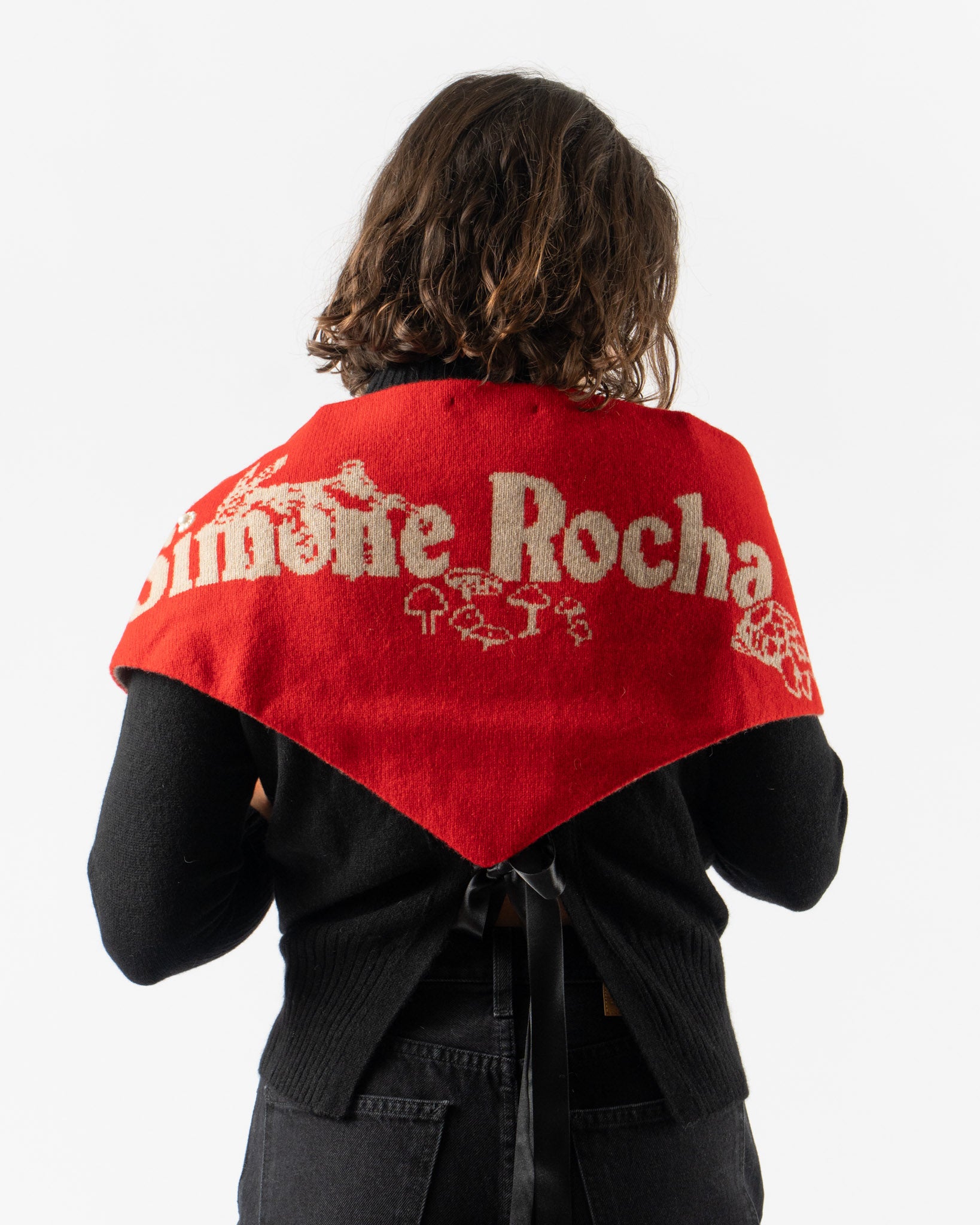 Simone Rocha Graphic Logo Knit Neckerchief in Red/Oat