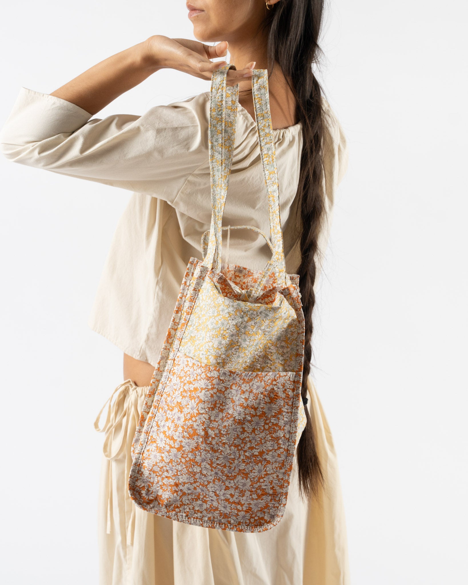 Amiacalva Easy Bag M in Floral Orange
