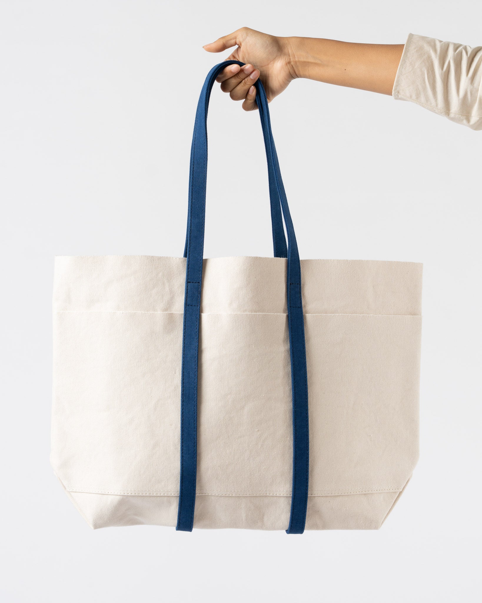 Amiacalva Washed Canvas Tote 2 Tone M in Navy
