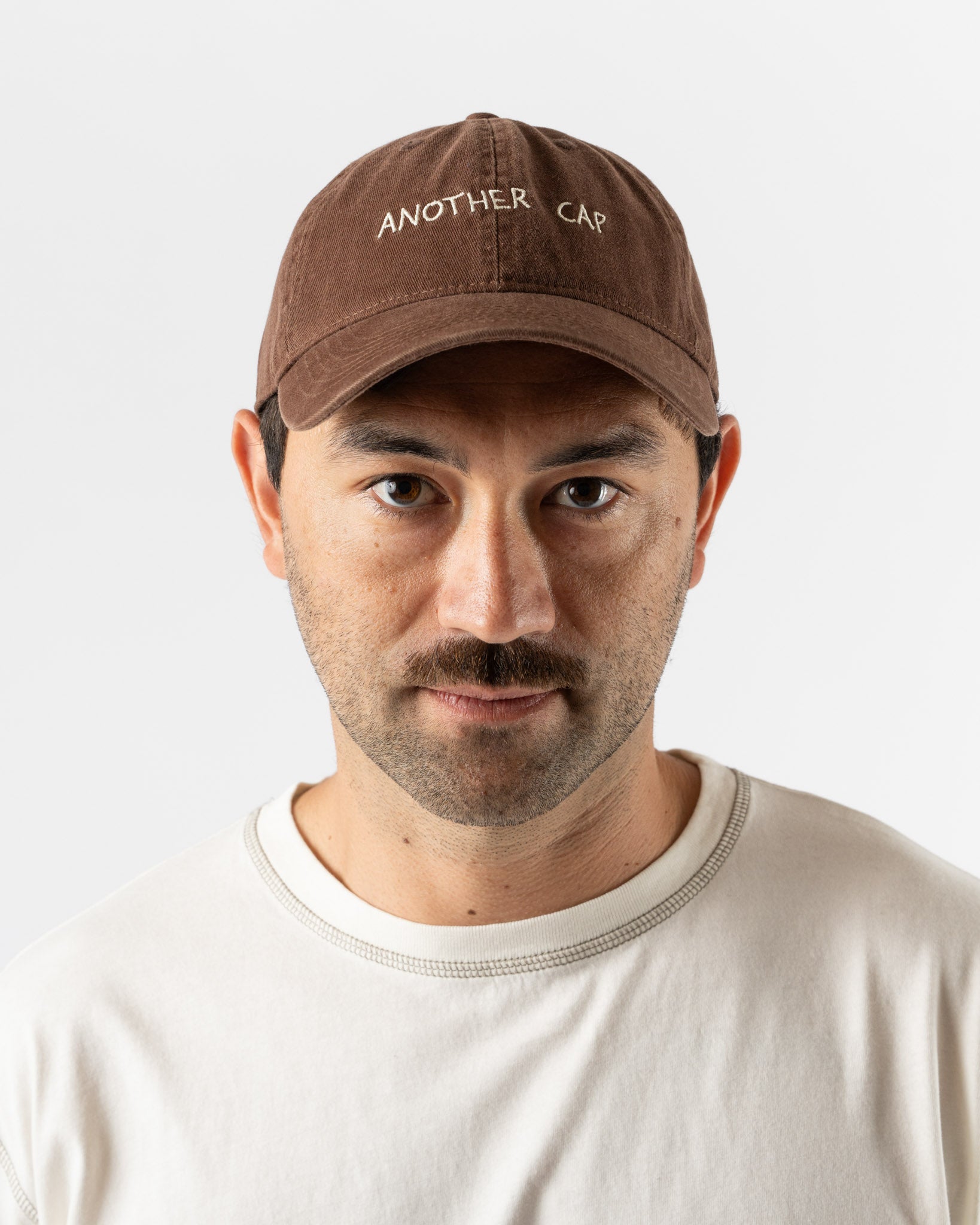 Another Aspect Another Cap 1.0 in Brown
