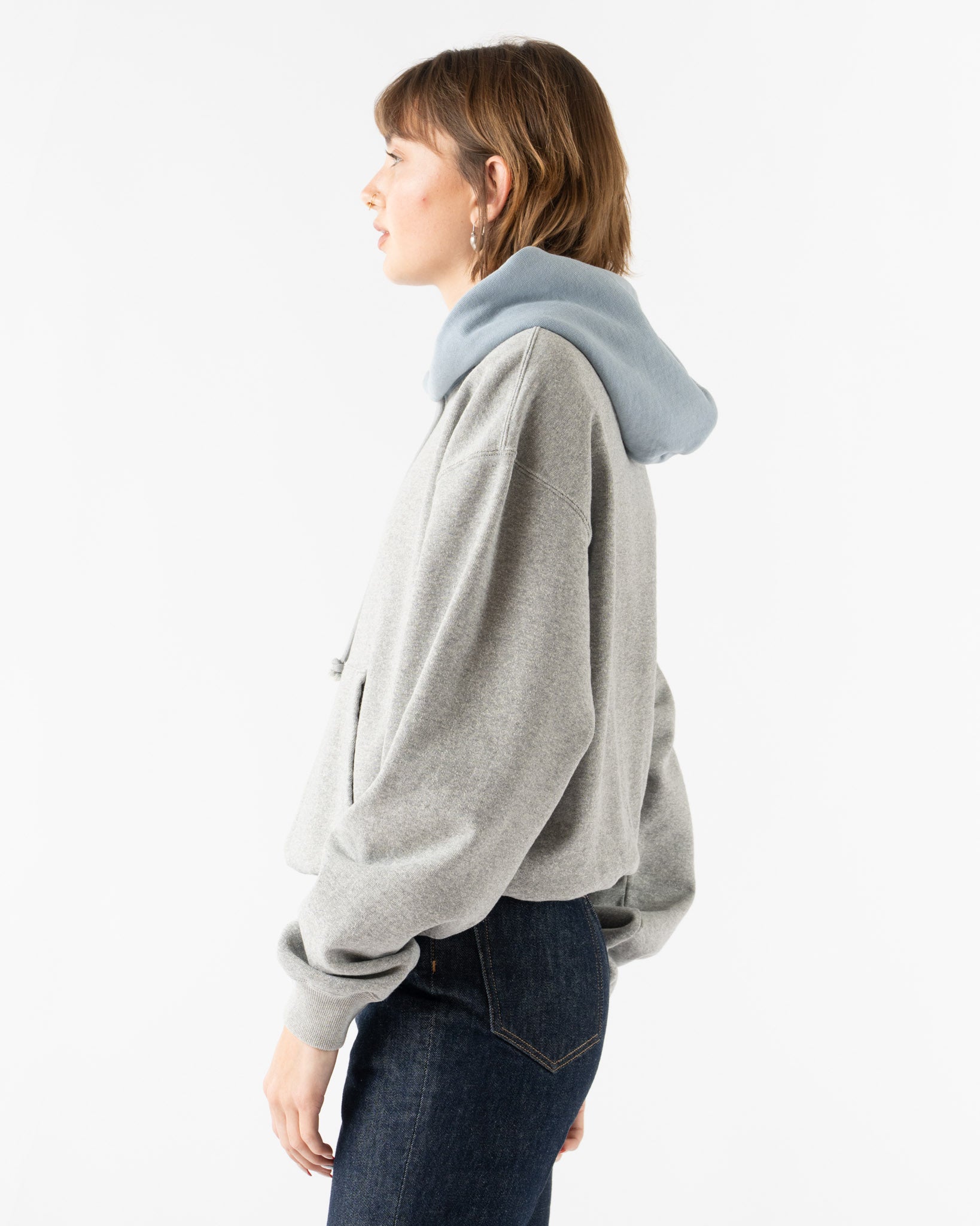 Auralee Smooth Soft P/O Parka in Top Gray × Dusty Blue