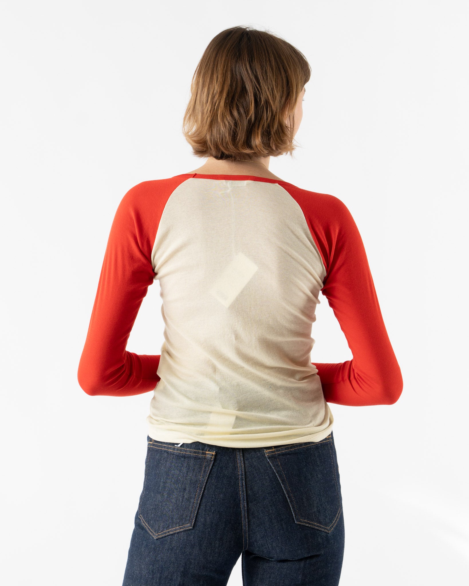 Auralee Super High Gauge Sheer Rib Raglan Pullover in Ivory x Red