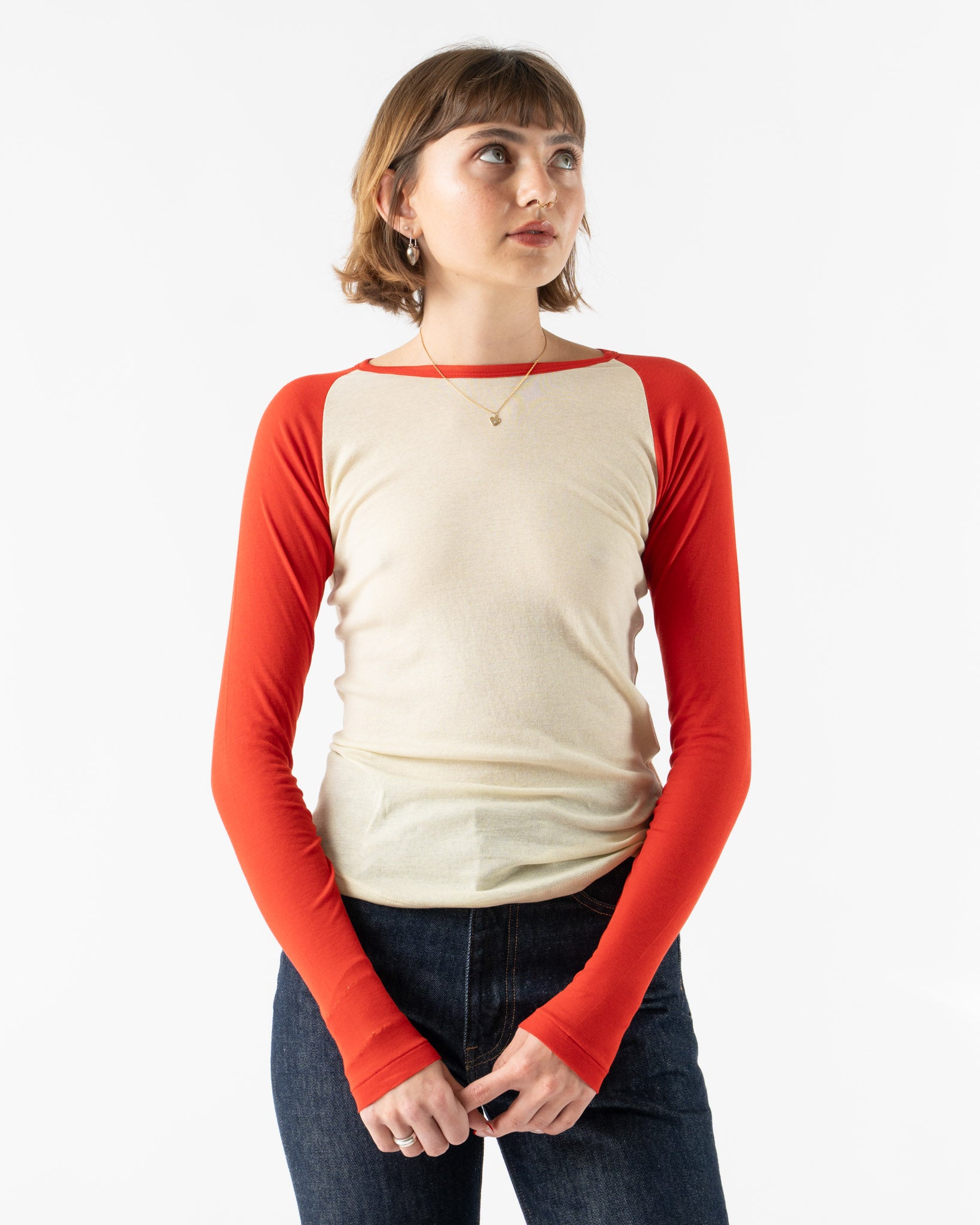 Auralee Super High Gauge Sheer Rib Raglan Pullover in Ivory x Red