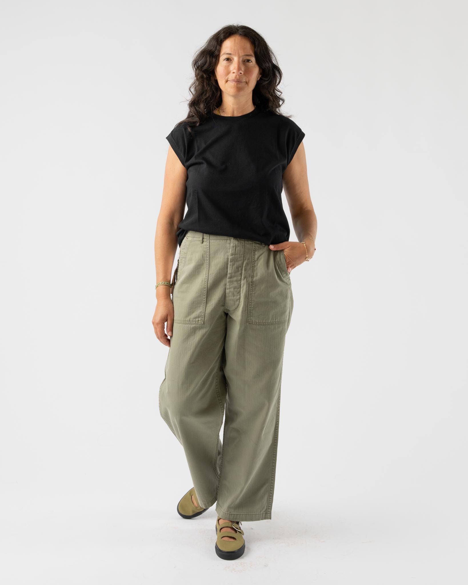 Auralee Seamless Crew Neck Sleeveless in Black