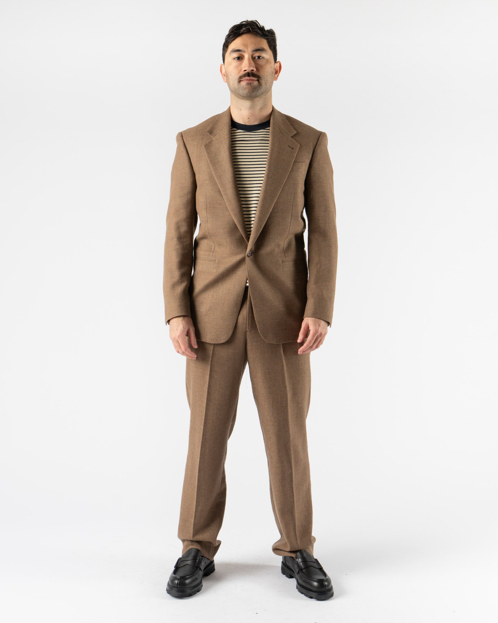 Carter Young Single Breasted Blazer in Mocha