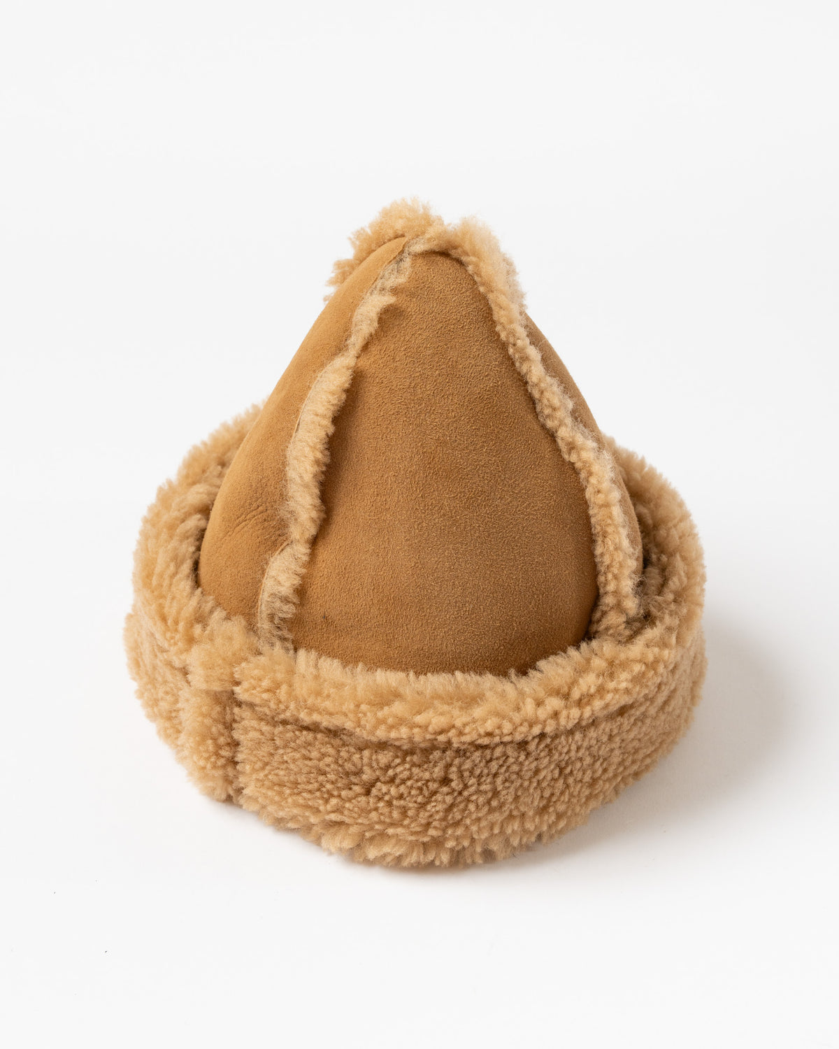 Cawley Curly Seam Sheepskin Cap Curated at Jake and Jones display picture 1