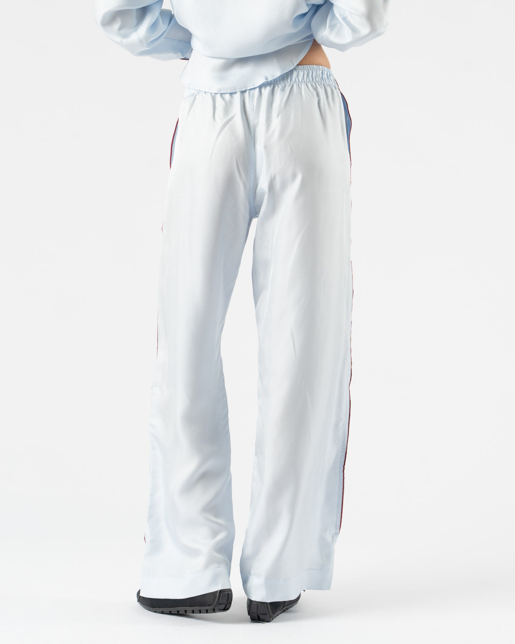 Comme Si La Boxer Alta in Glacier/Maroon