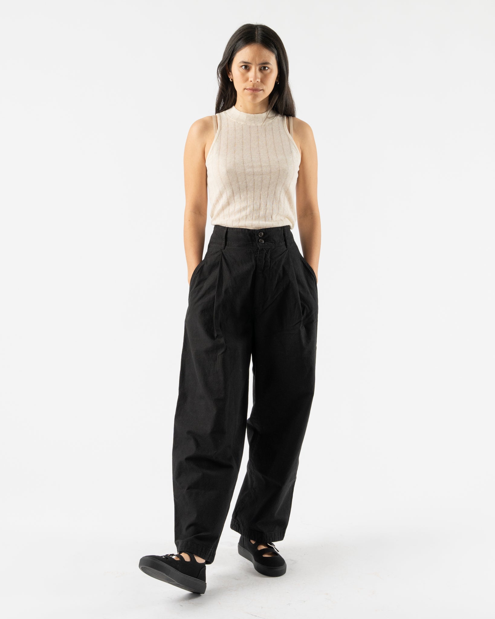 Girls of Dust British Worker Carpenter Pant in Black