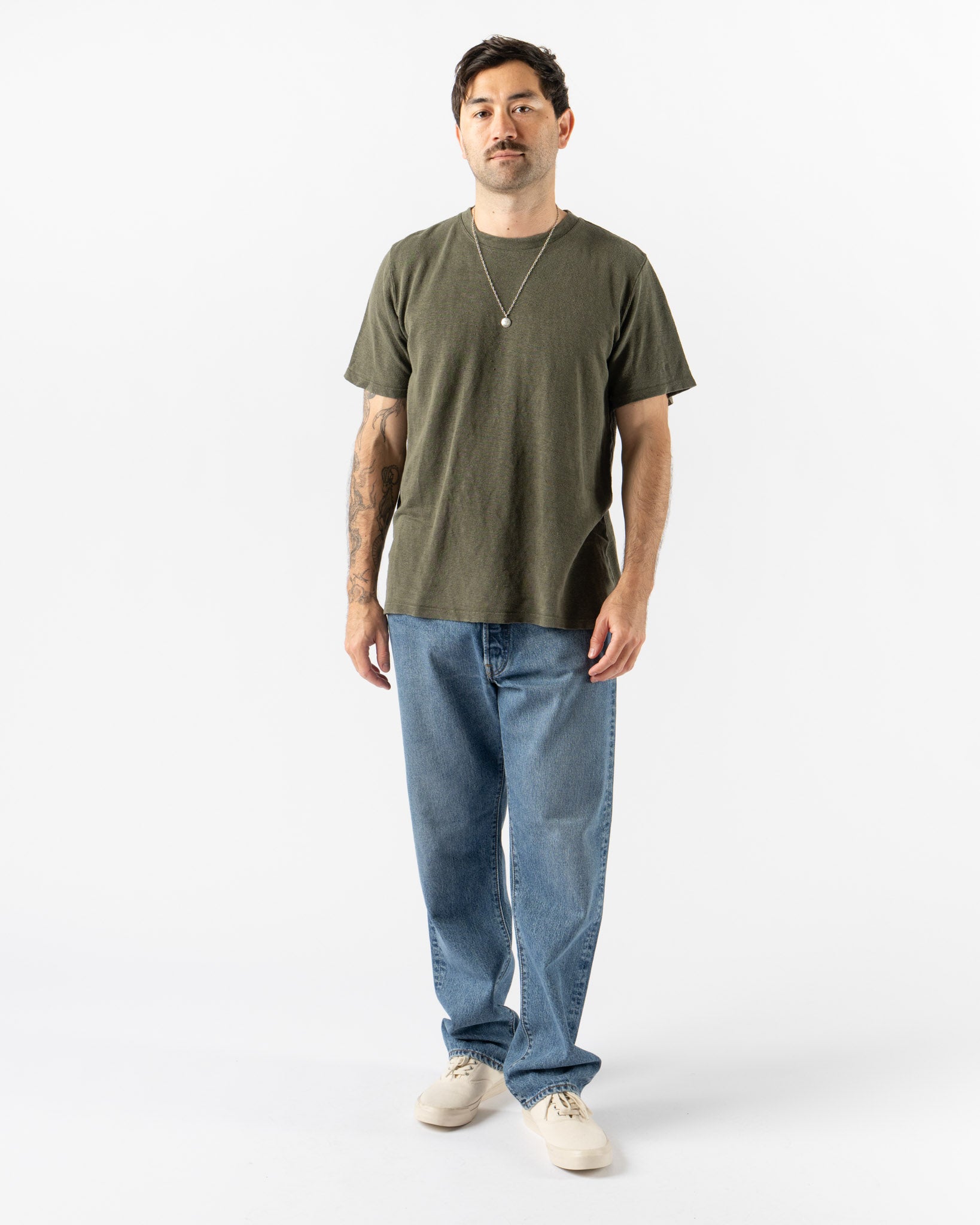 Jungmaven Mana 10 Tee in Olive Green