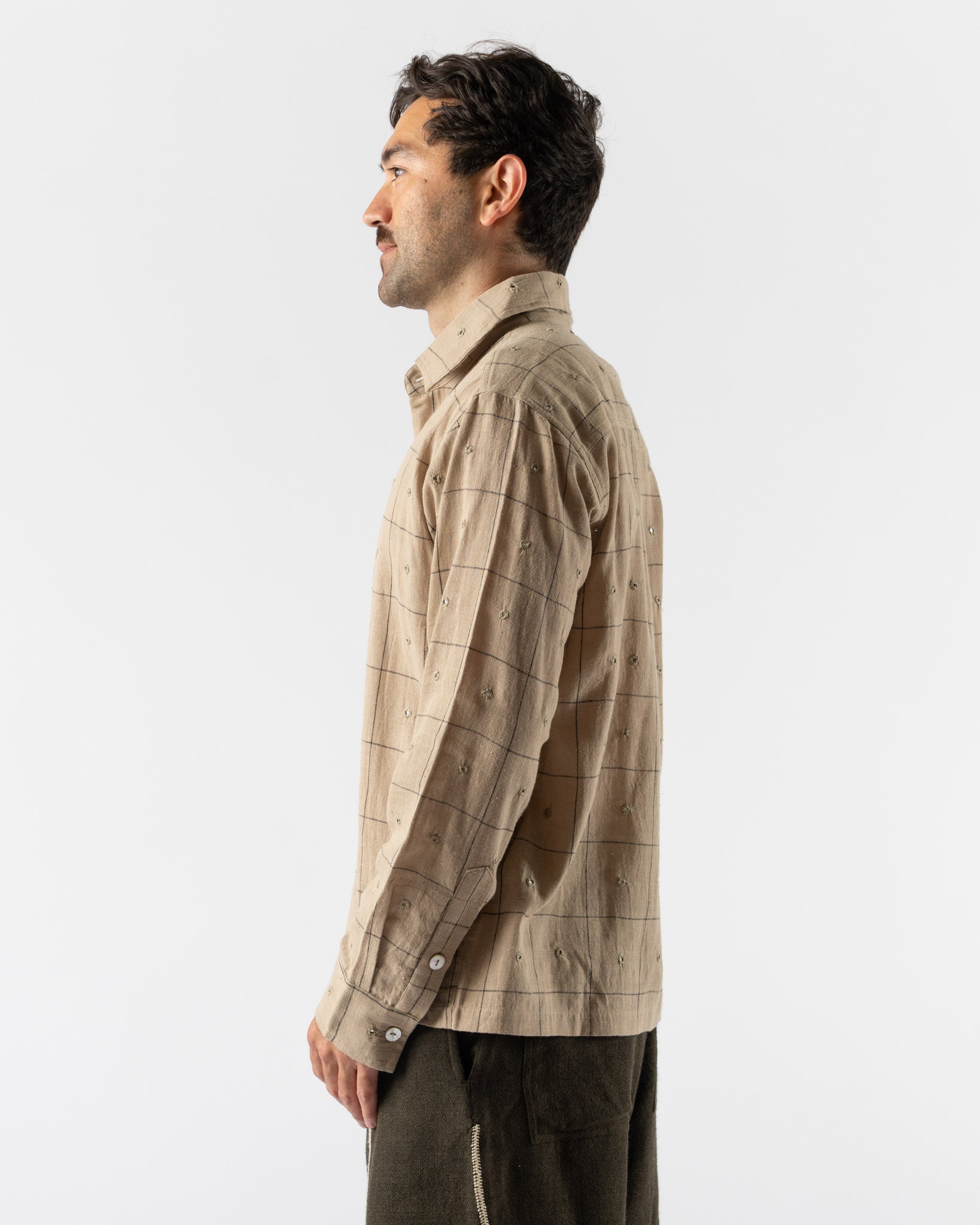 Kartik Research Box Shirt in Beige/Indigo