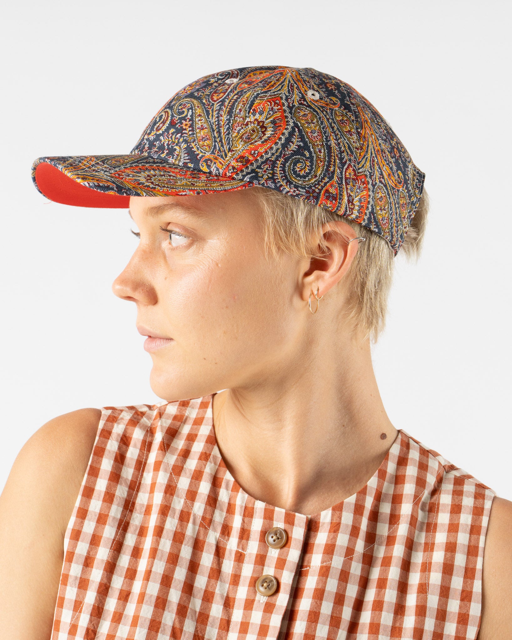 KasMaria Dark Paisley Cap