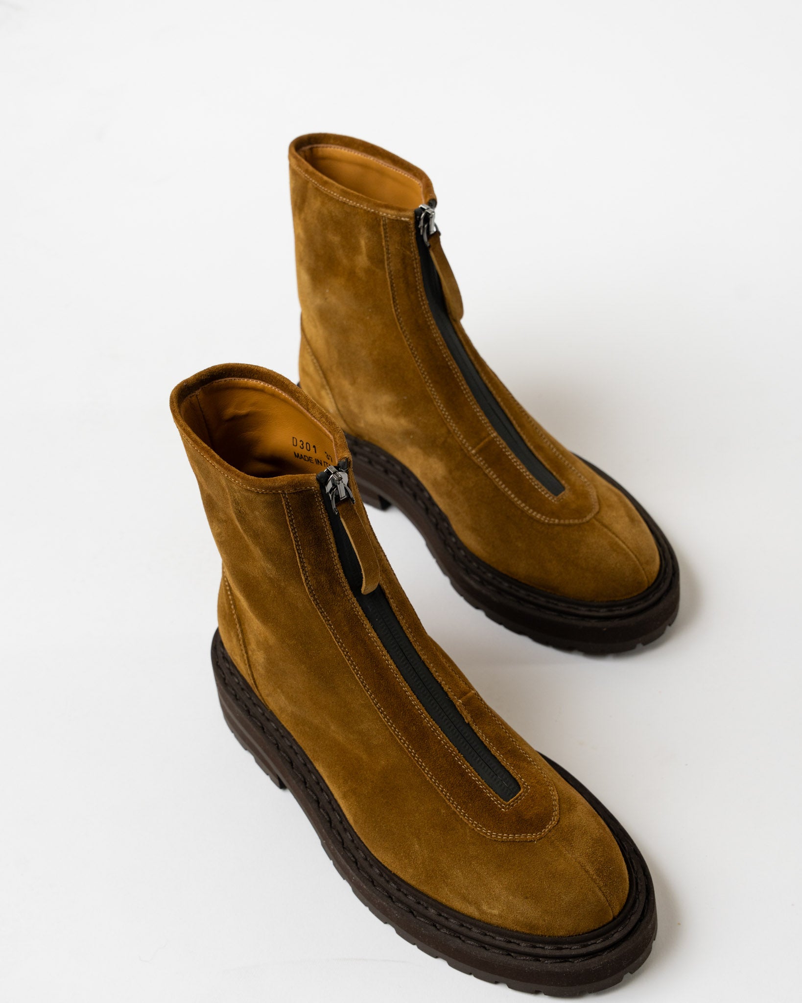 Legres Zipper Boot in Suede Tan