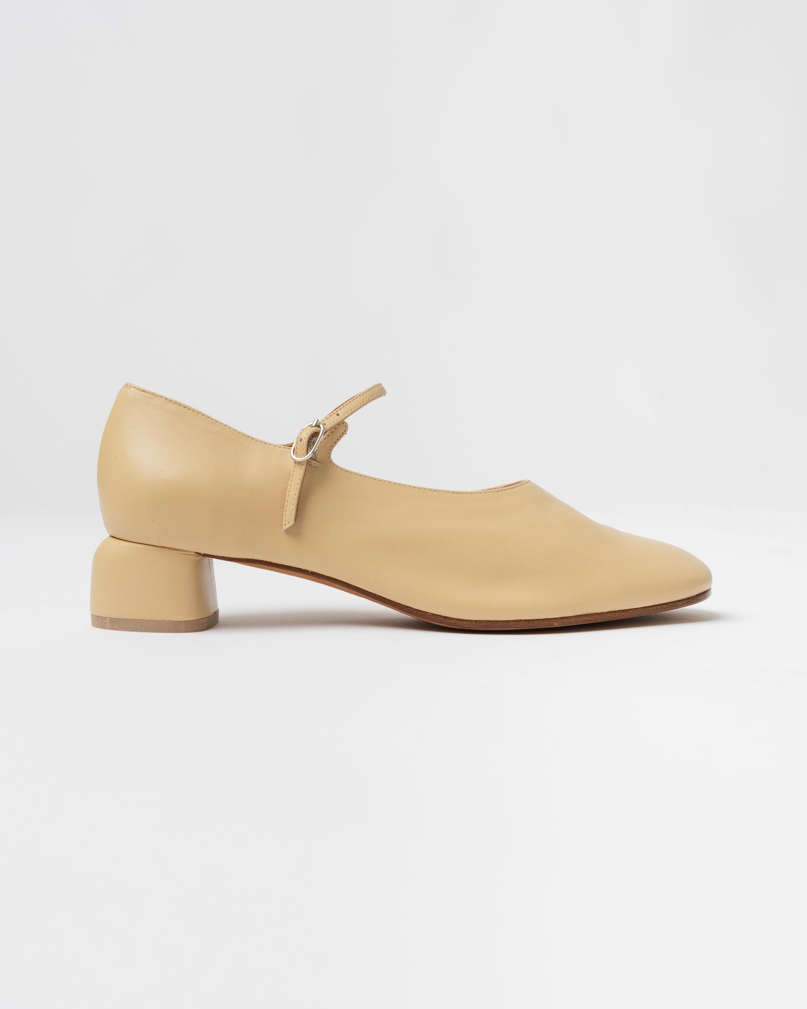 LoQ Ema Heeled Mary Jane in Turrón