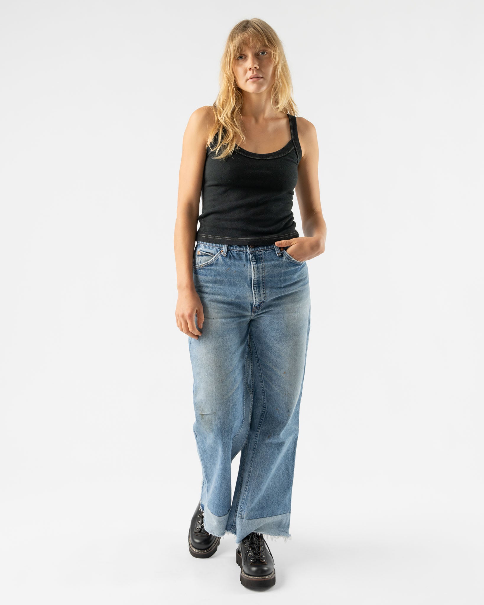 Merge Breeze Tank Top in Coal