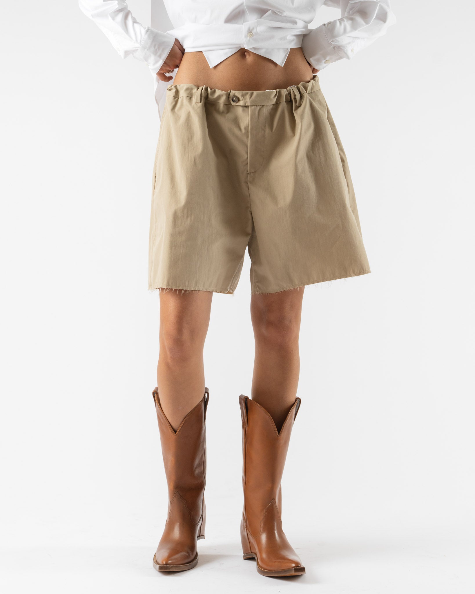 MM6 Maison Margiela Cotton Trench Shorts in Beige
