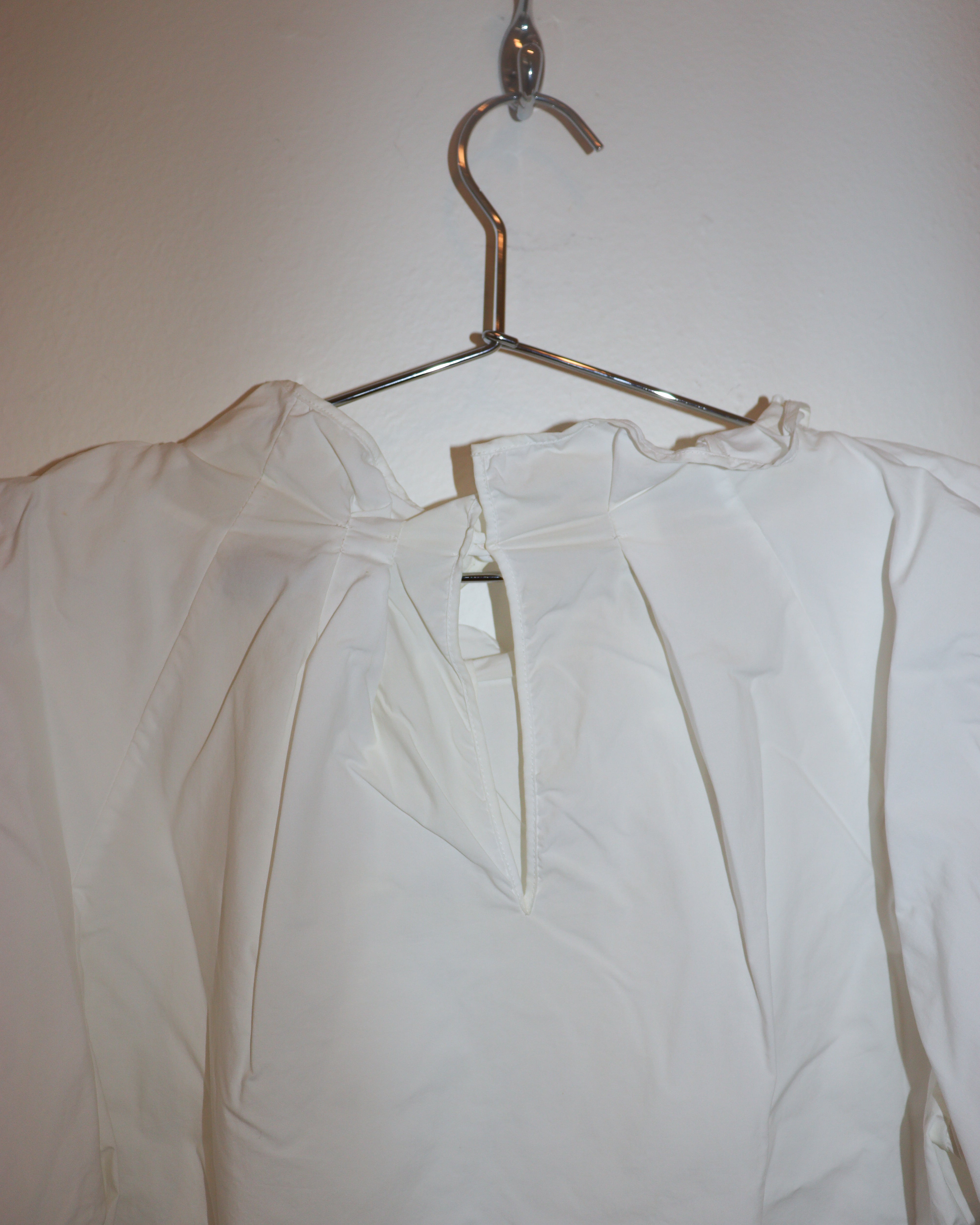 Pre-owned: Odeeh Puff Sleeve Blouse