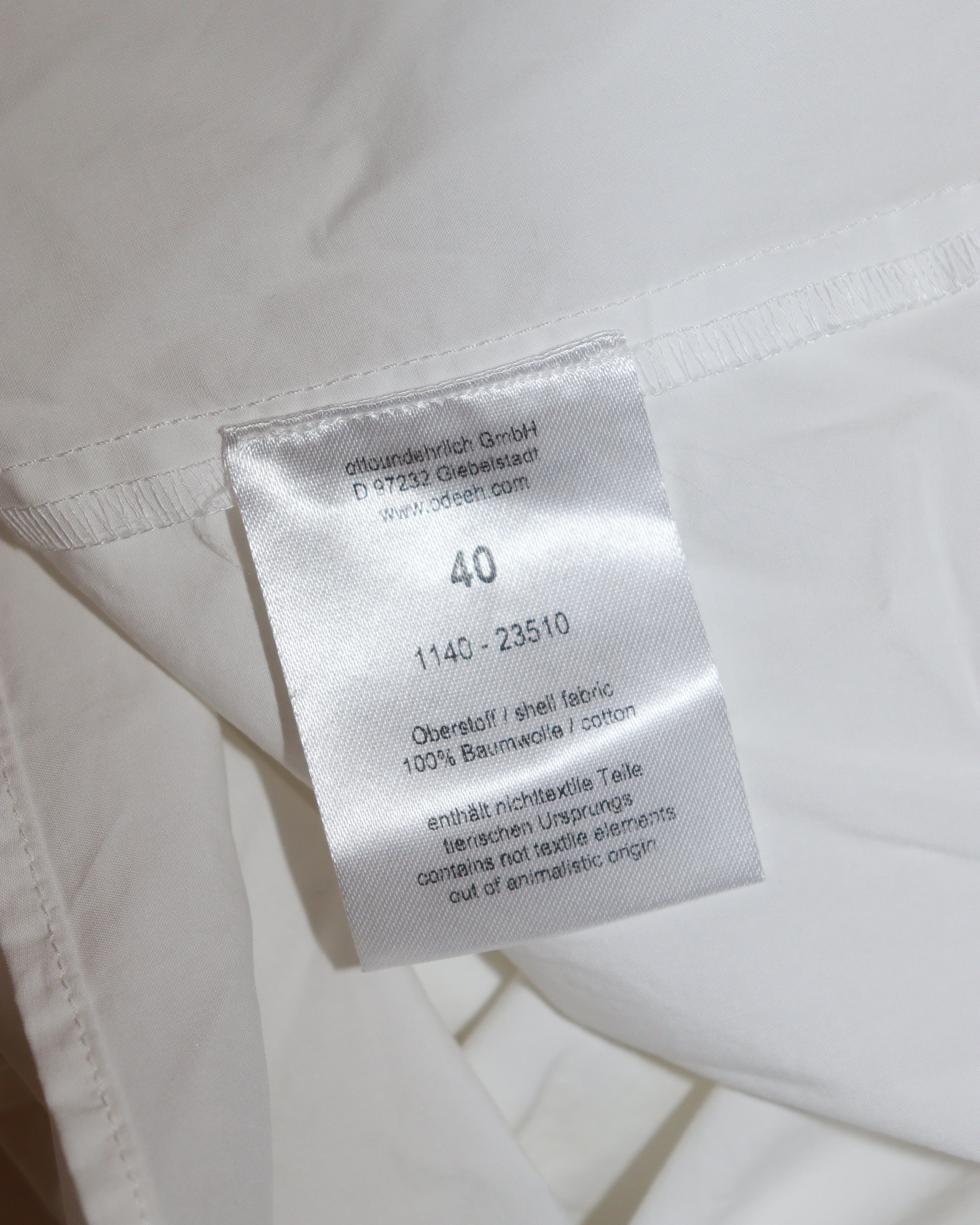 Pre-owned: Odeeh Puff Sleeve Blouse