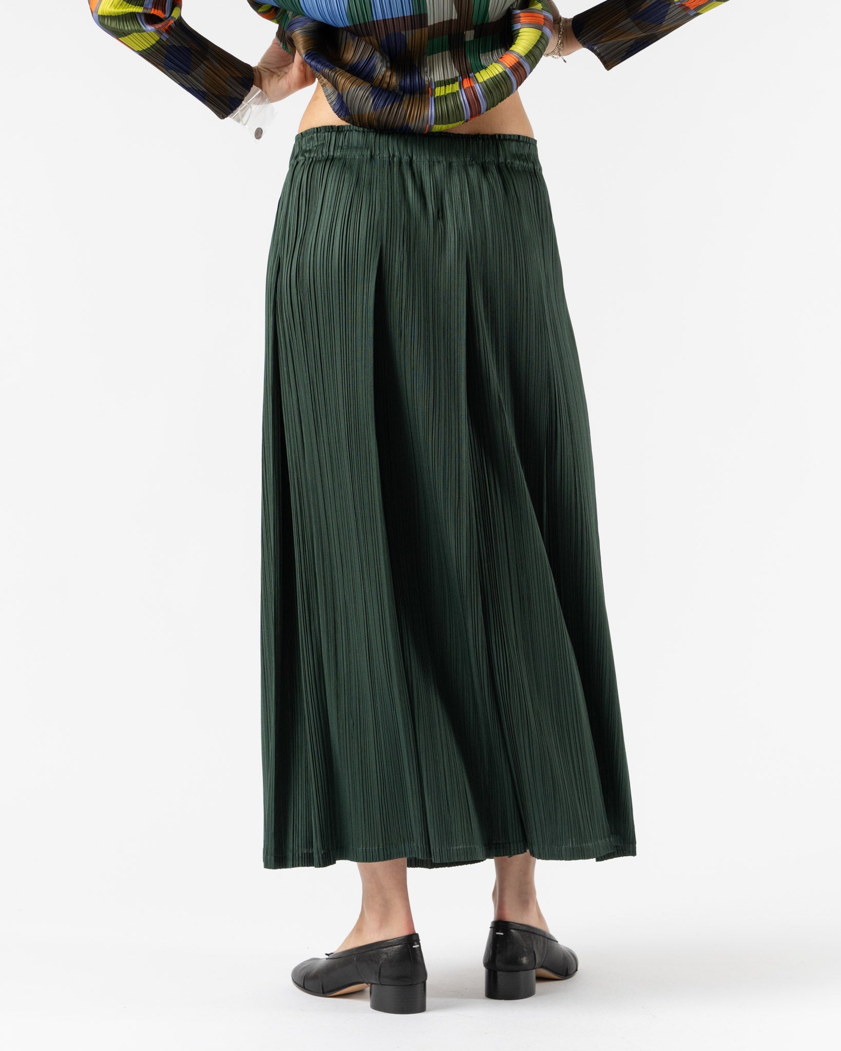 Pleats Please Issey Miyake Monthly Colors December Skirt in Forest Green